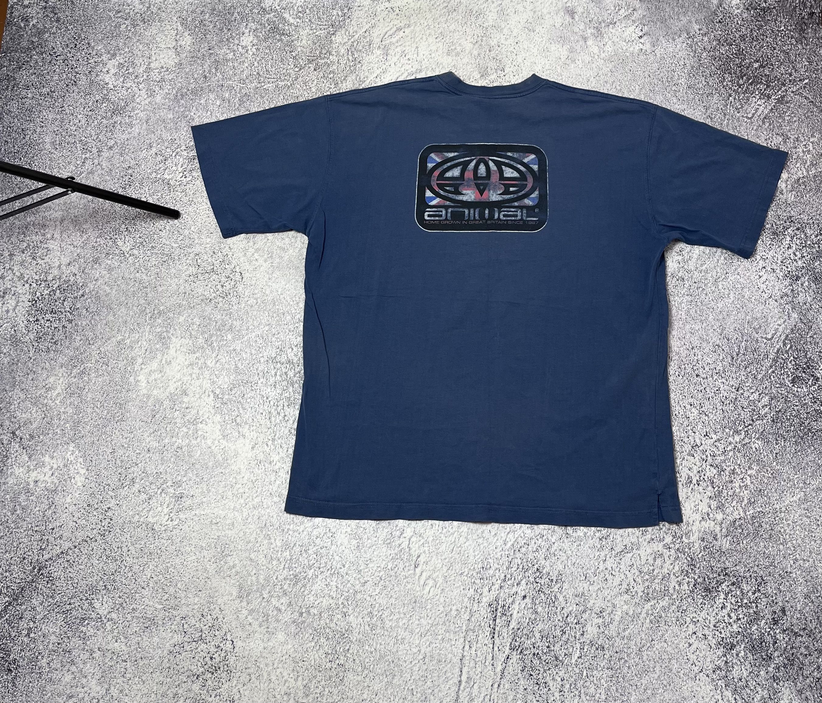 Japanese Brand Vintage t-shirt merch Animal 1987s size Xl Size US XL / EU 56 / 4 - 14 Thumbnail