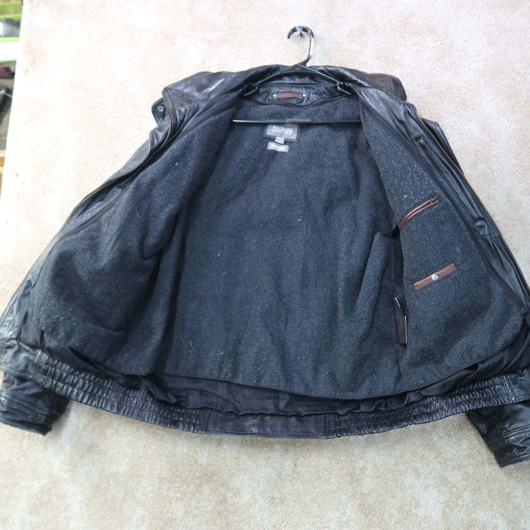 Vintage VINTAGE Wilsons Leather Bomber Jacket Black Leather Full Zip Insulated XLT Men’s Mid-Length Coat/Casual Winter 90s Size US XL / EU 56 / 4 - 2 Thumbnail