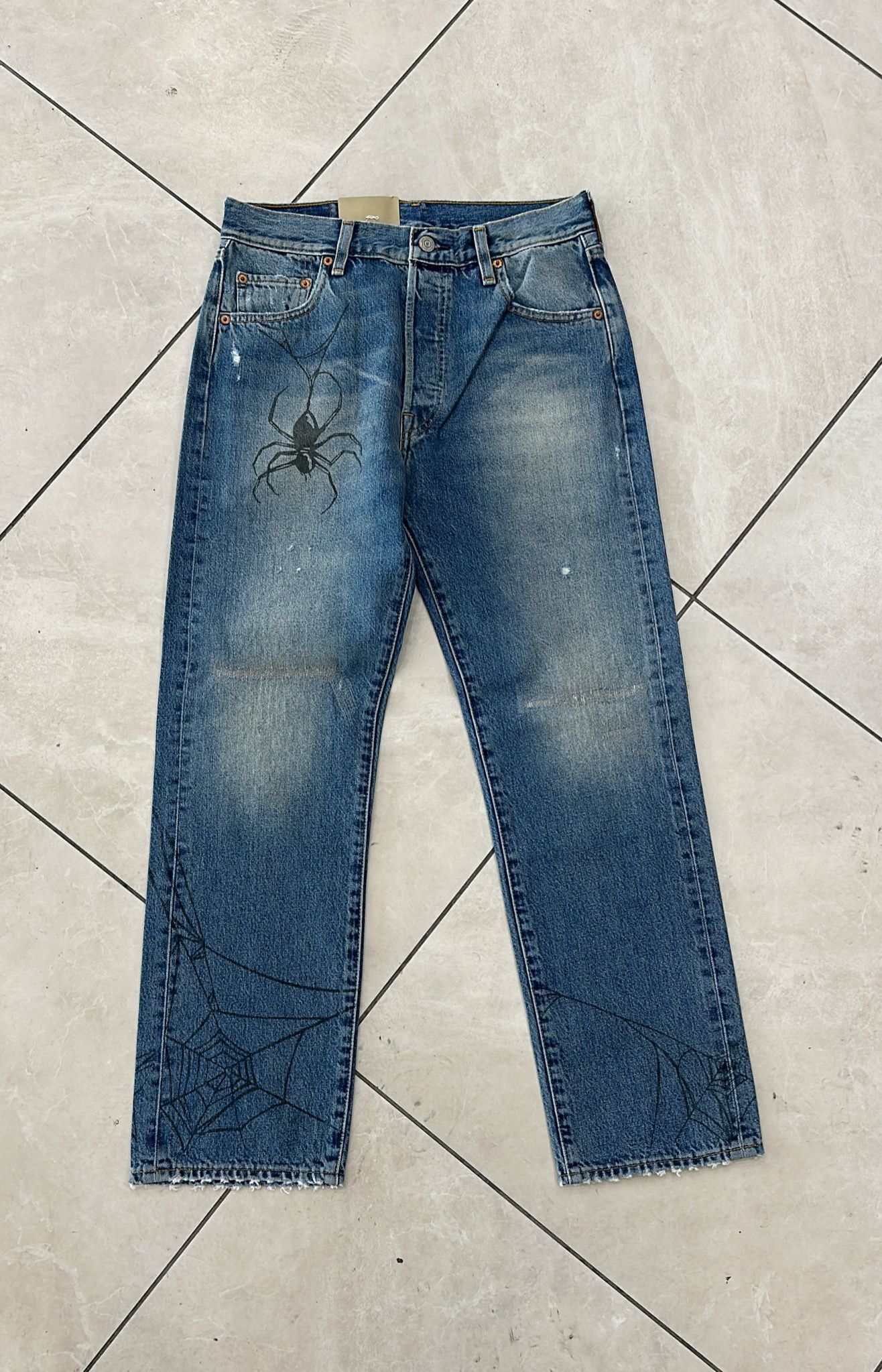 Levi's Vintage Clothing LVC Levi's Vintage Clothing 1984 501XX Tangled Web Jeans Size US 30 / EU 46 - 1 Thumbnail