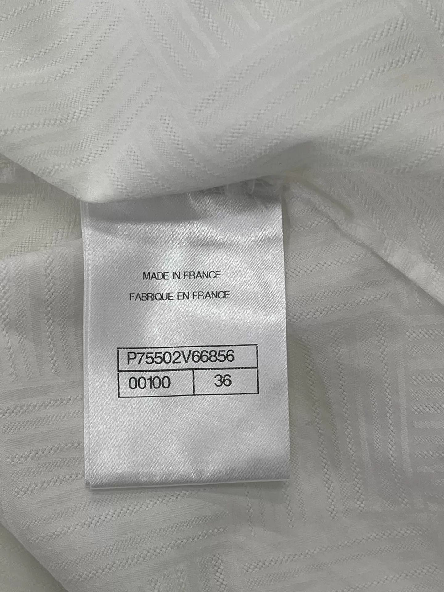 Chanel CHANEL White Ruffle Detail Shirt 36 Size XS / US 0-2 / IT 36-38 - 5 Thumbnail