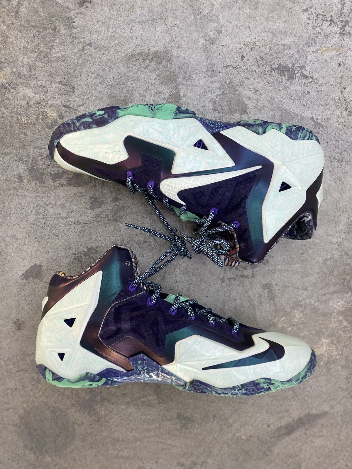 Nike Nike Lebron 11 NOLA Gumbo League Gator Size US 9.5 / EU 42-43 - 1 Thumbnail