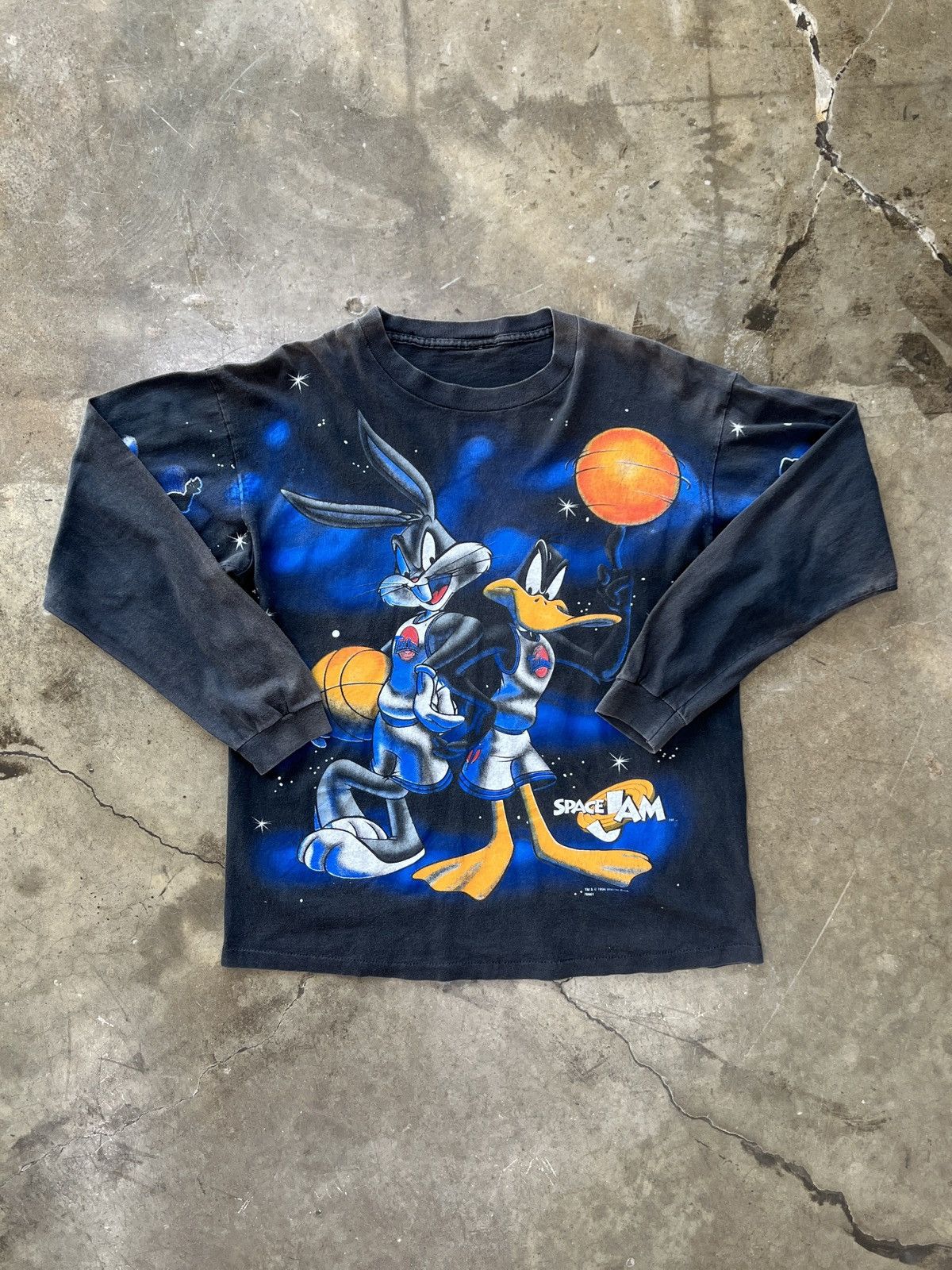 Vintage × Warner Bros Vintage 1996 Space Jam Bugs Bunny Single Stitch LS Large Size US L / EU 52-54 / 3 - 2 Thumbnail