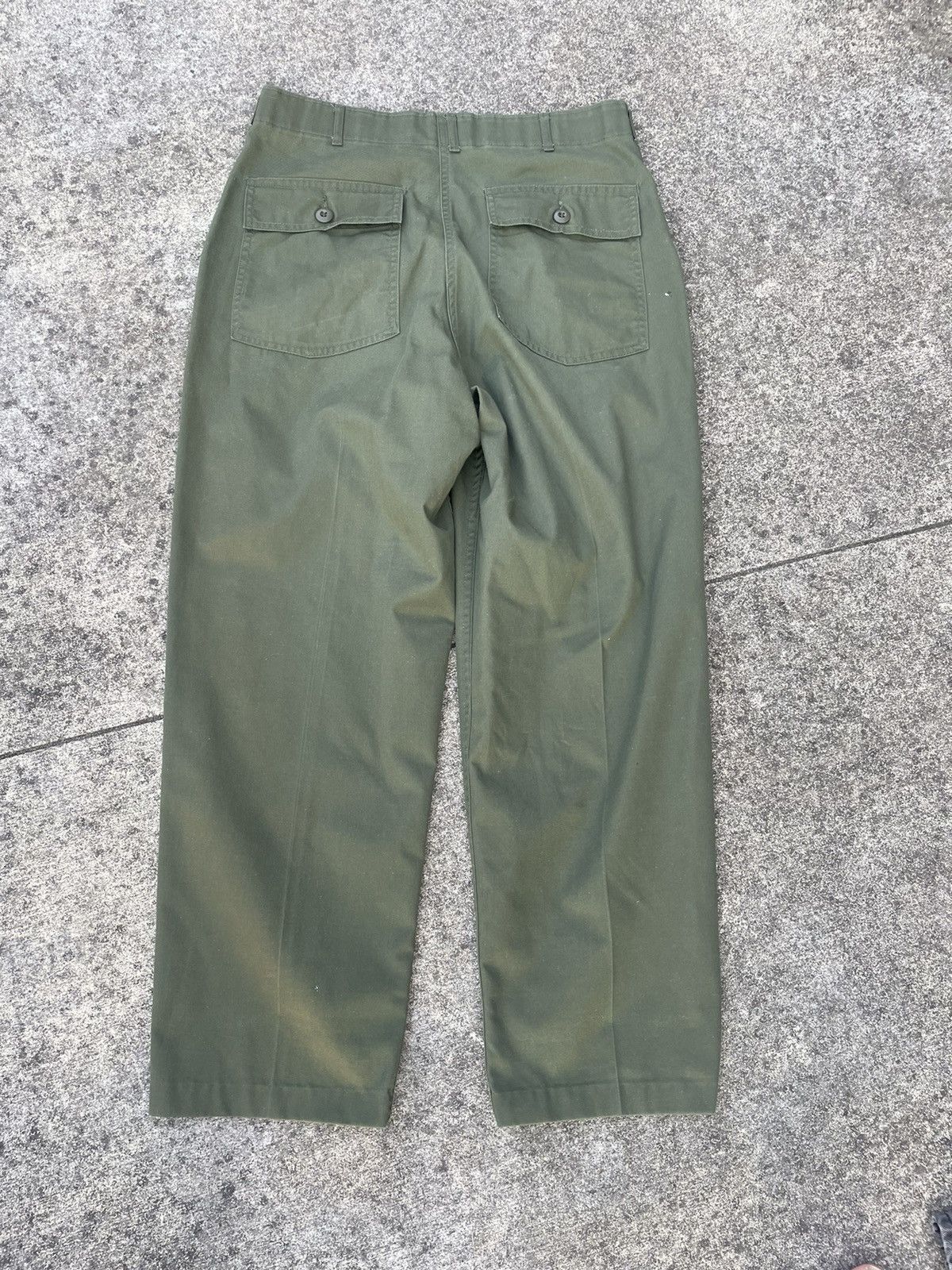 Vintage Vintage 70s Dark Green Military Cargo Pants (34-33) Size US 32 / EU 48 - 2 Thumbnail