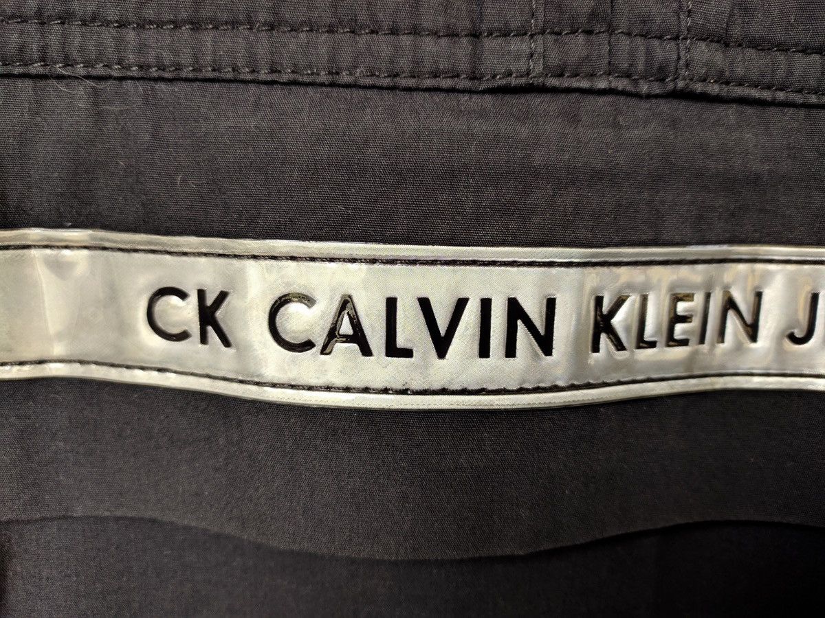 Calvin Klein × Vintage CK Calvin Klein 90s Jeans Zip Anorak Windbreaker Spellout Size US XXL / EU 58 / 5 - 7 Thumbnail