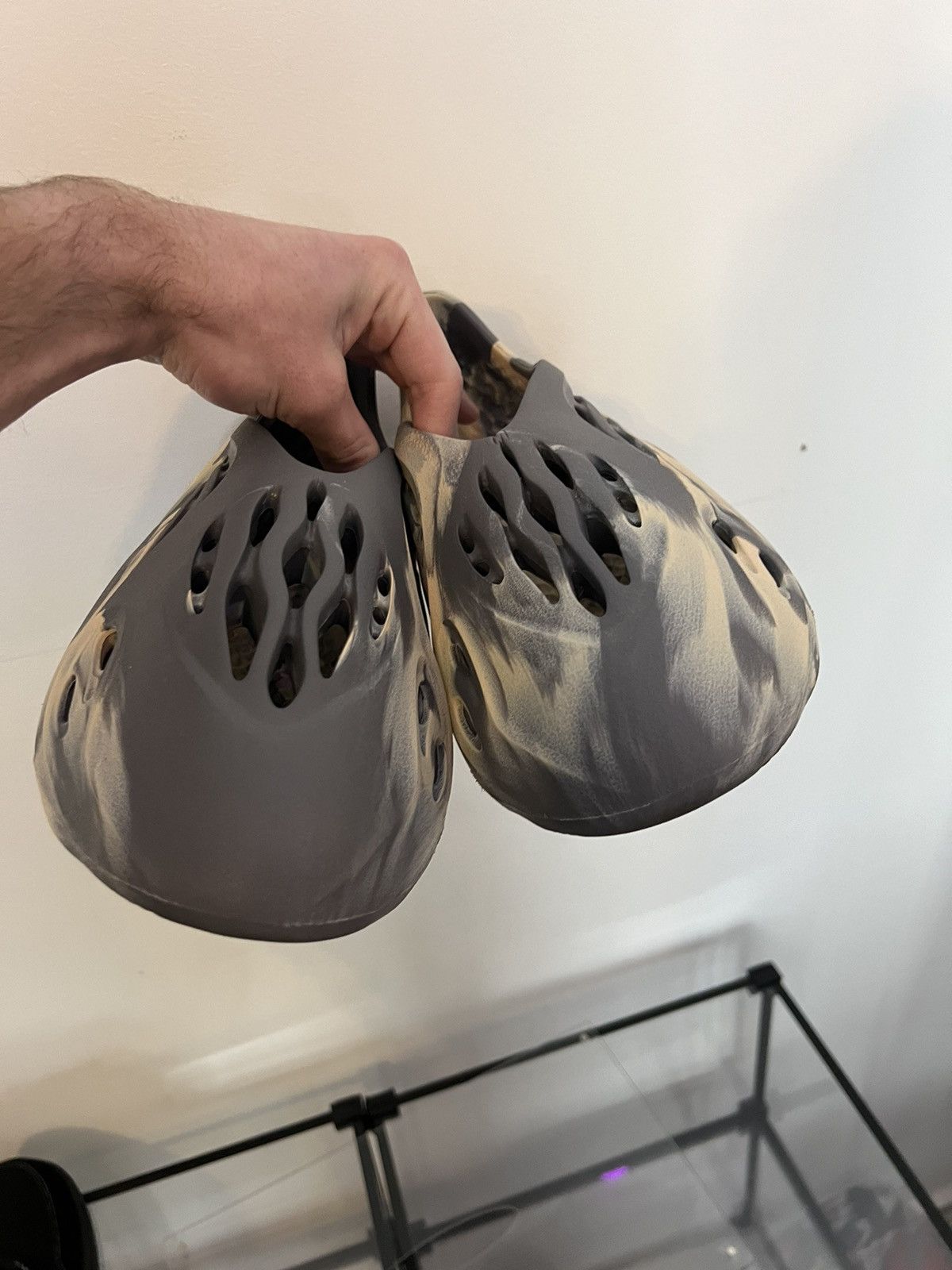 Adidas × Kanye West × Yeezy Yeezy foam RNNR MXT Moon Grey Size US 12 / EU 45 - 7 Thumbnail