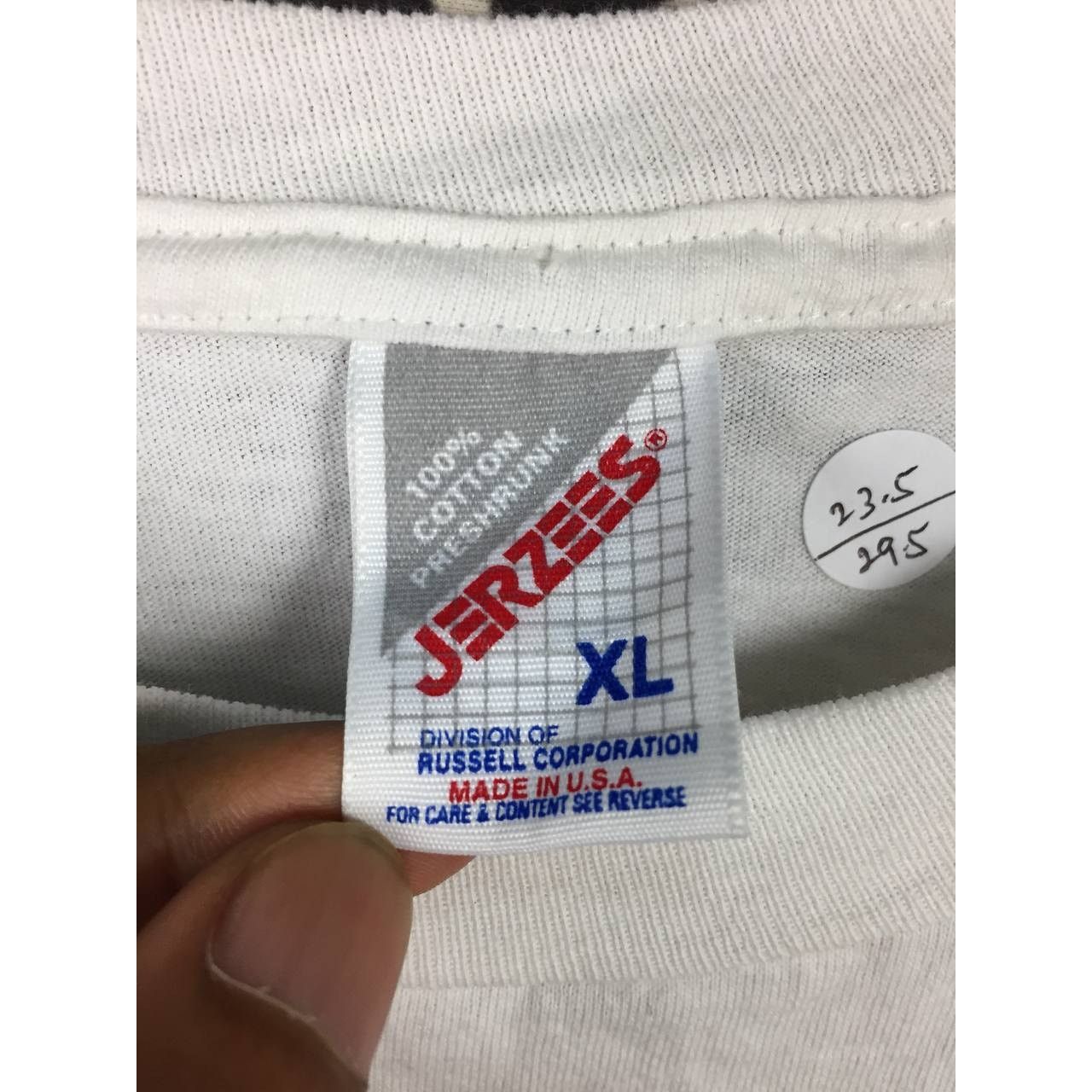 Vintage Vtg 90s 40 Is't Usually This Sexy Shoebox Graphic Humor Tee Size US XL / EU 56 / 4 - 9 Thumbnail