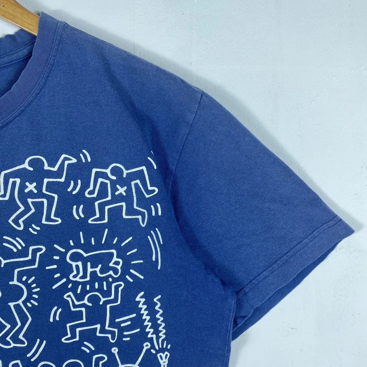 Keith Haring × Vintage Vintage 00's KEITH HARING All Logo Graphic Faded Tee Size US M / EU 48-50 / 2 - 5 Thumbnail