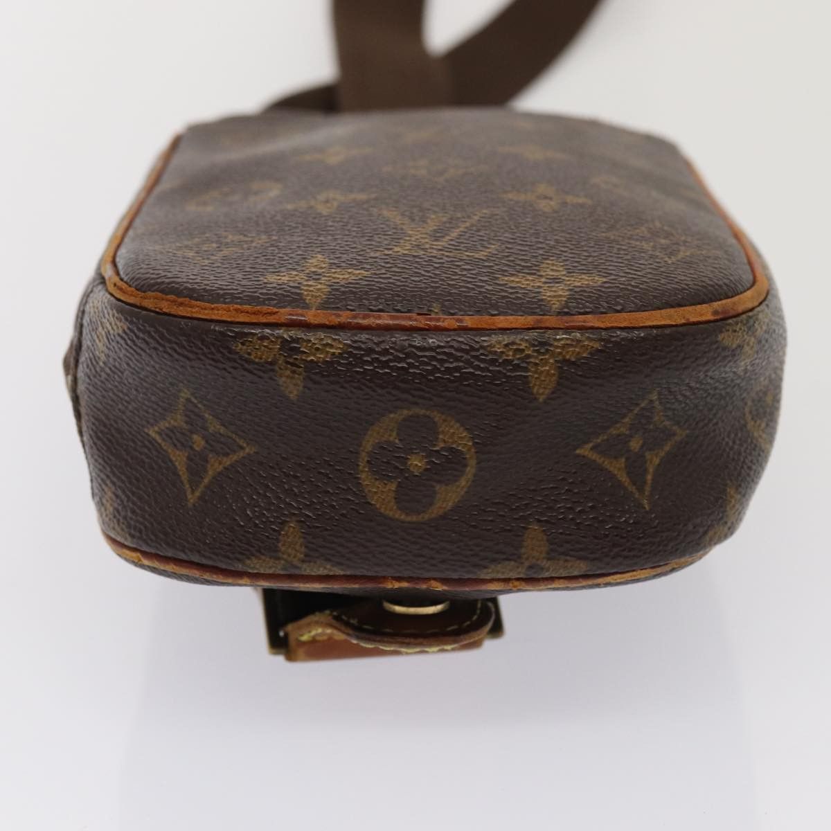 Louis Vuitton LOUIS VUITTON Monogram Pochette Gange Shoulder Bag M51870 Size ONE SIZE - 5 Thumbnail