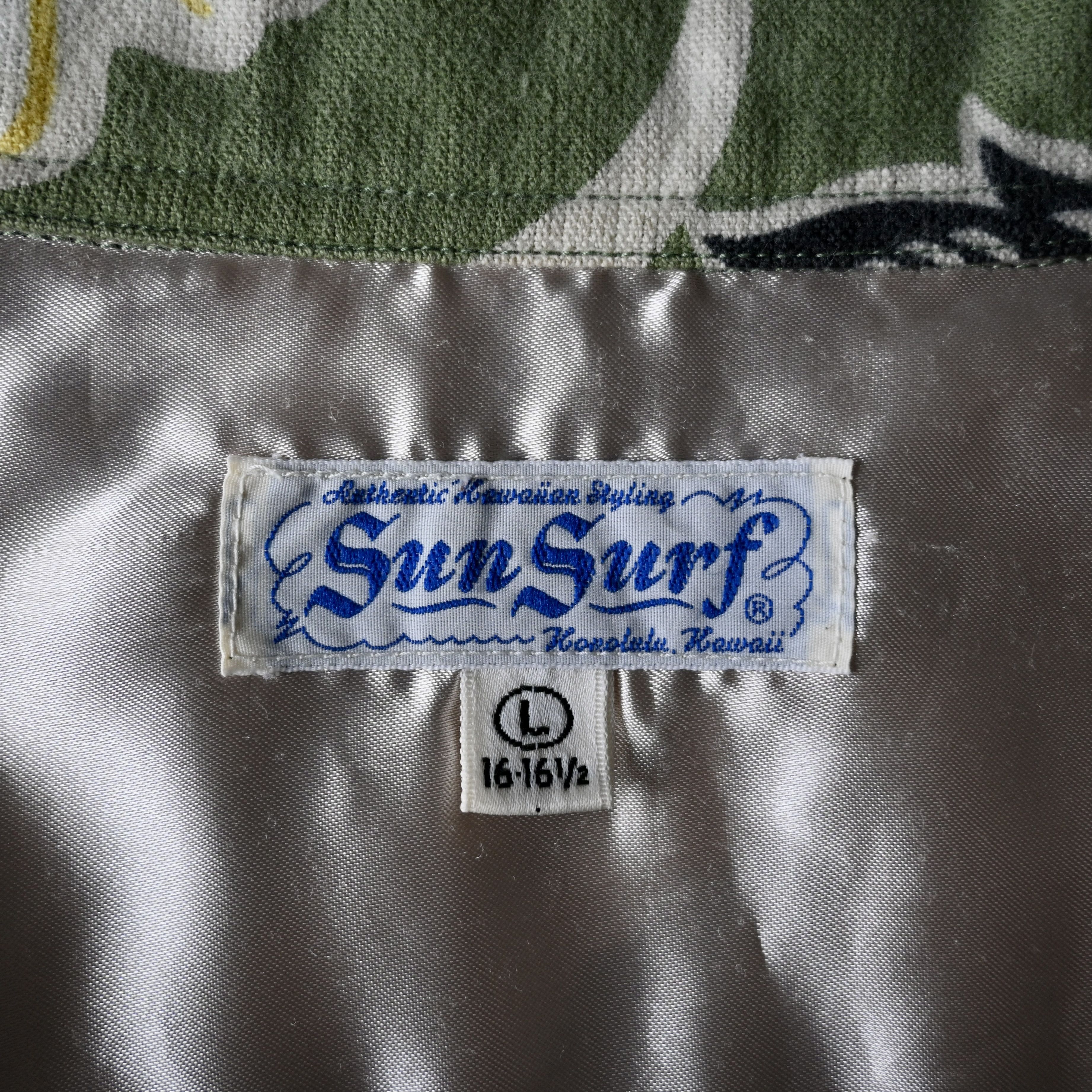 Sun Surf SUN SURF oriental botany flannel Hawaiian shirt, size L Size US L / EU 52-54 / 3 - 16 Thumbnail