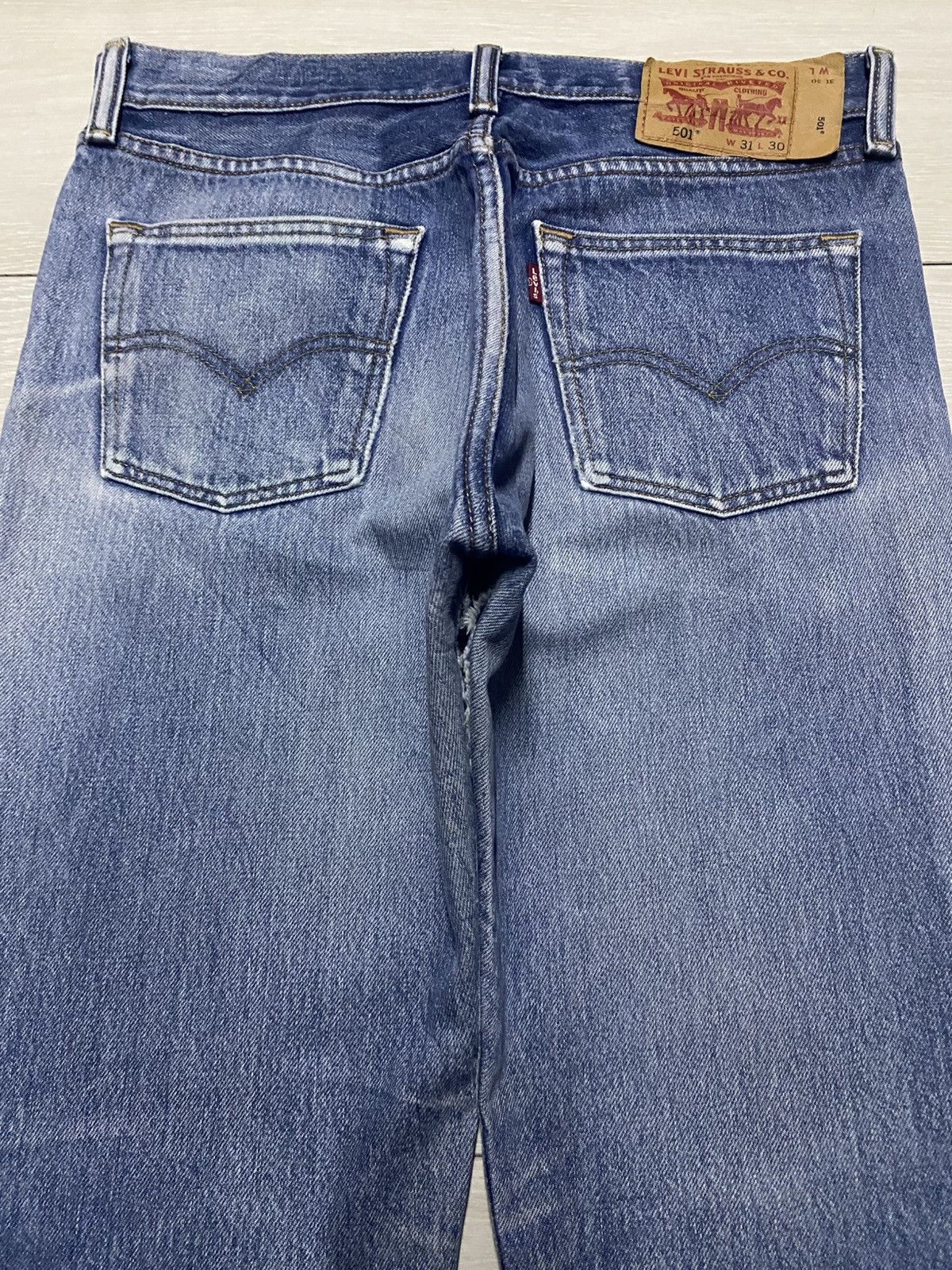 Levi's Vintage Levis 501 ButtonFly Distressed Jeans Size US 31 - 4 Thumbnail