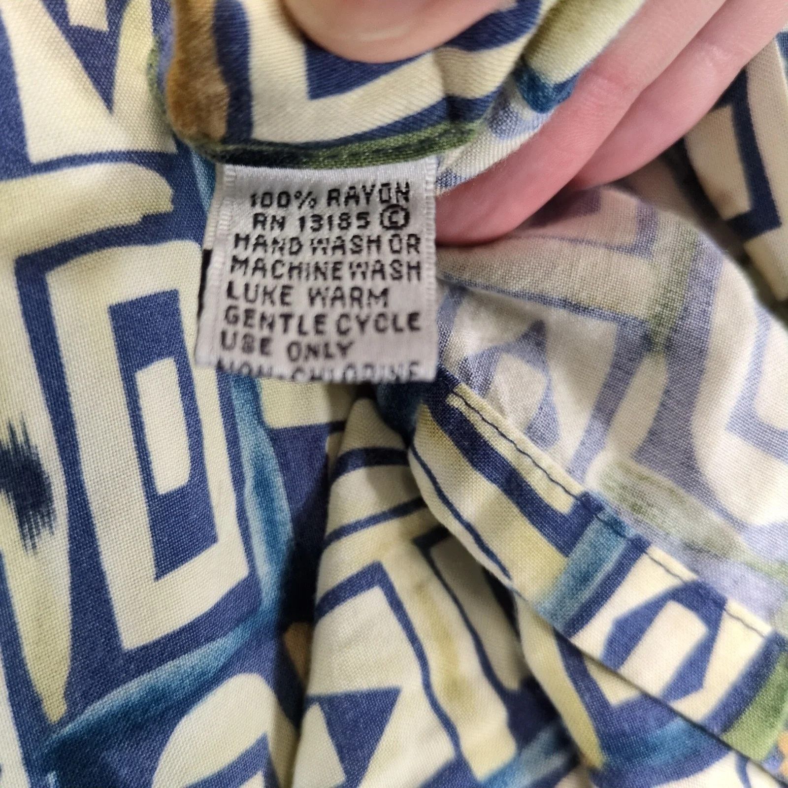 Pierre Cardin Vtg Pierre Cardin Tribal Geometric Shirt Men's XL Button Up Size US XL / EU 56 / 4 - 7 Thumbnail