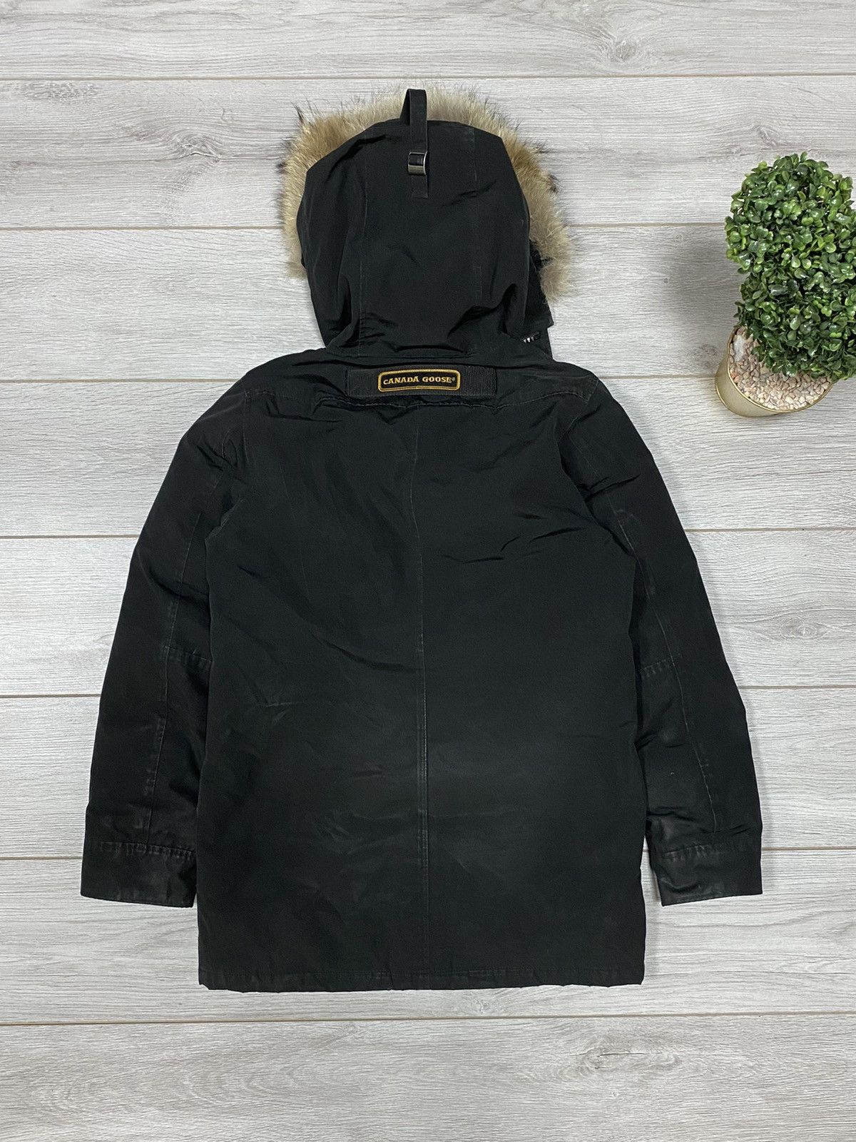 Canada Goose Canada Goose Chateau puffer fur down parka Size US S / EU 44-46 / 1 - 5 Thumbnail