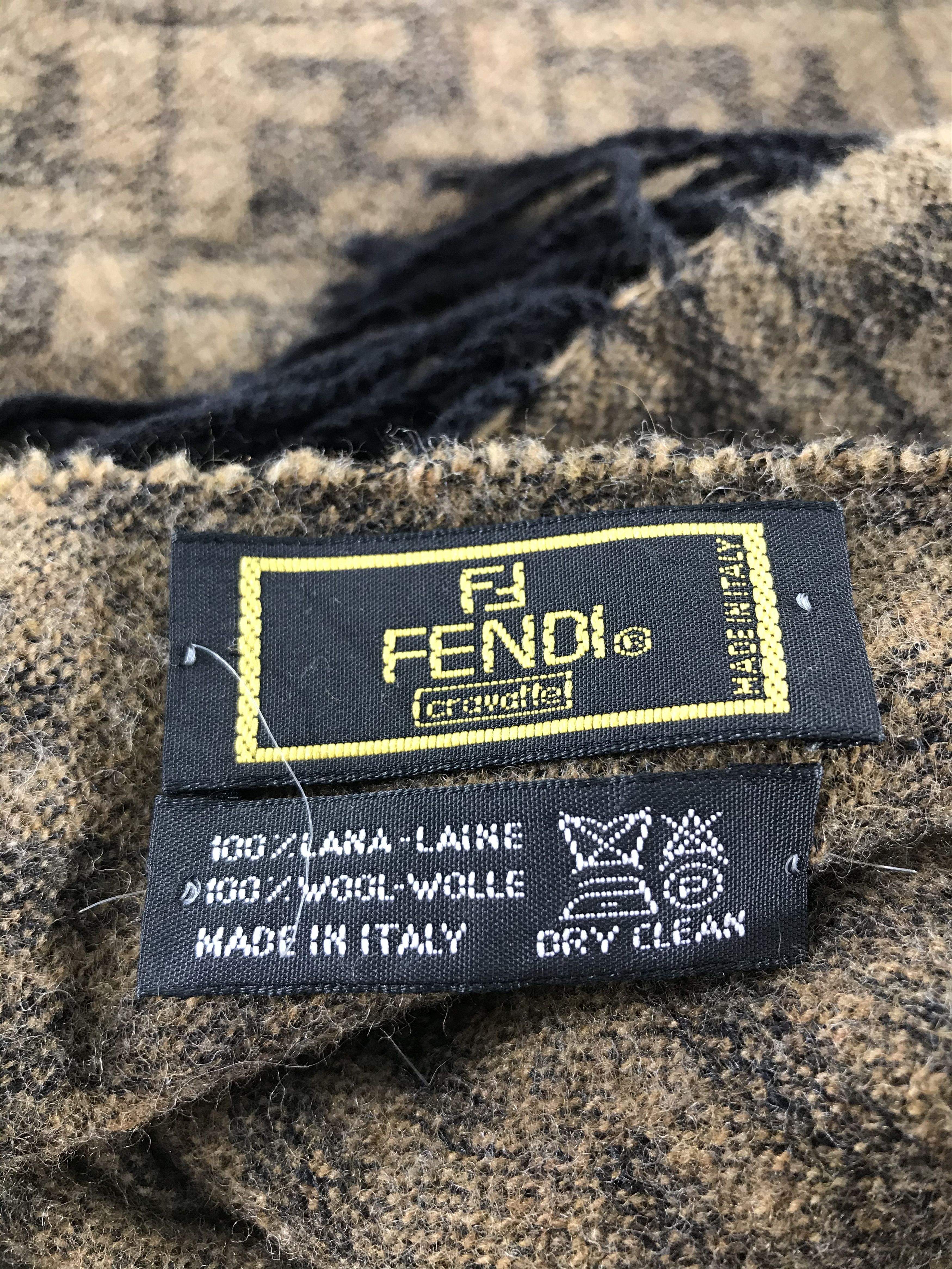 Fendi Fendi Monogram Full Print FF Wool Scarf Muffler V375 Size ONE SIZE - 4 Thumbnail