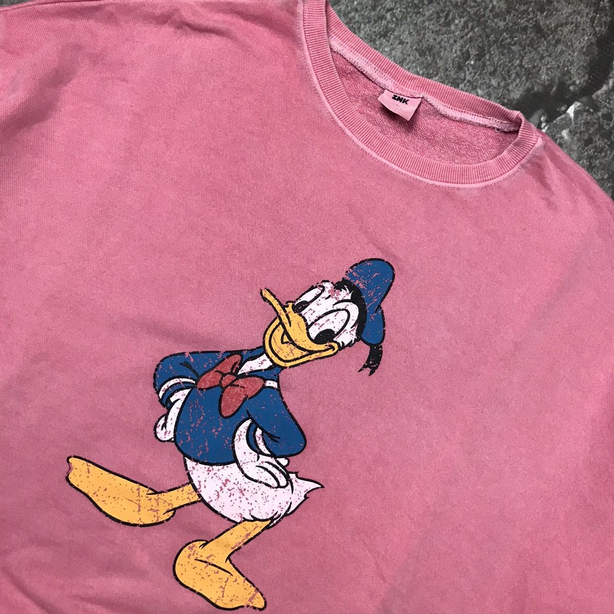 Disney DISNEY DONAL DUCK crewneck vintage Size US XXL / EU 58 / 5 - 2 Thumbnail