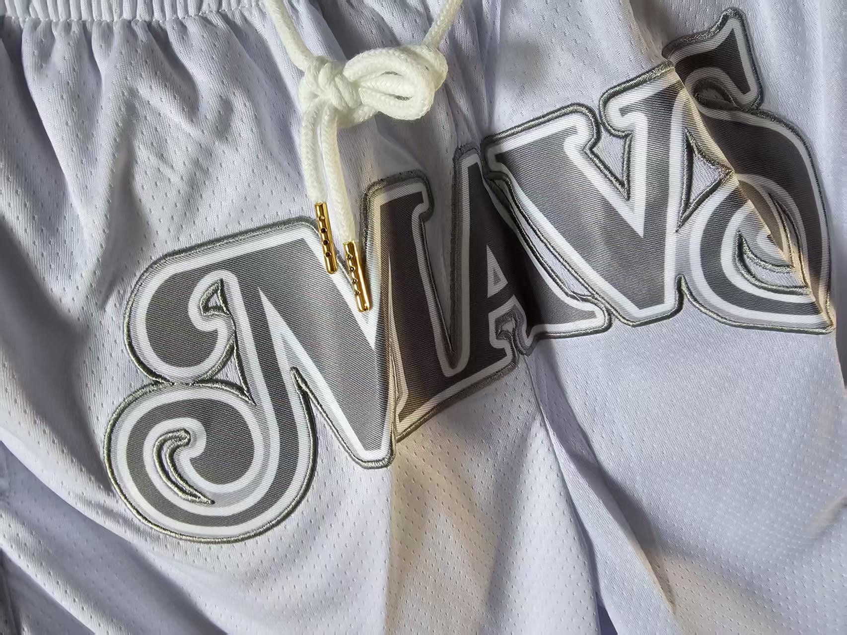 NBA Dallas Mavericks Short L Size Size US 36 / EU 52 - 3 Thumbnail