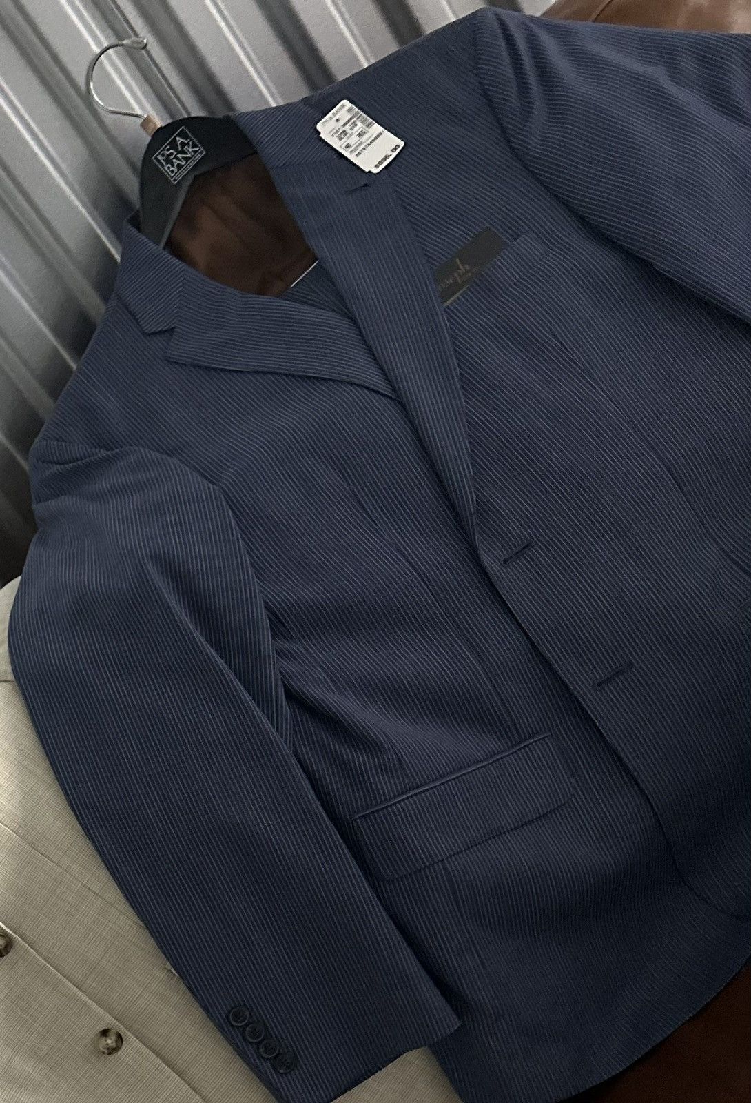 Jos. A. Bank Jos. A Bank Slim Fit Suit Size 40R - 2 Thumbnail