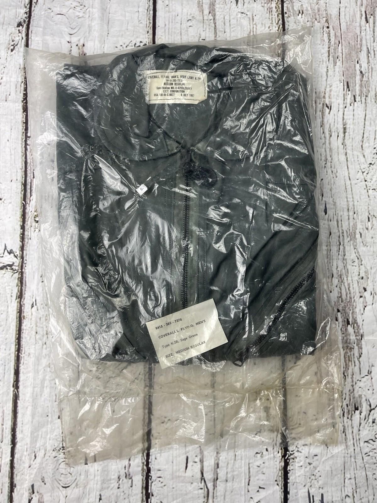 The Unbranded Brand Deadstock Vintage 60s Military USAF Flying Coveralls K-2B M Size ONE SIZE - 1 Thumbnail