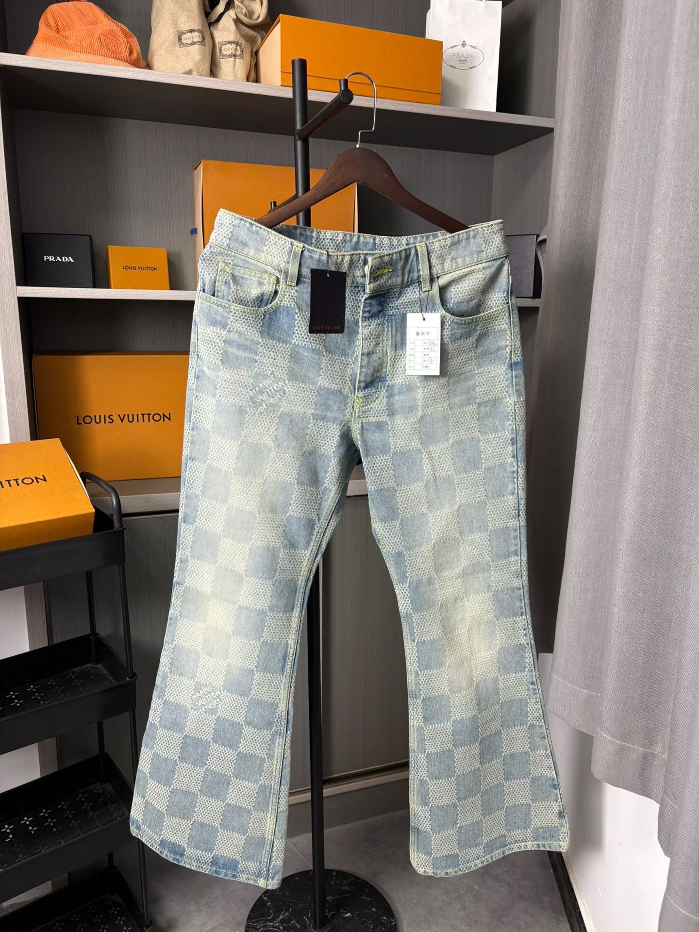 Louis Vuitton Louis Vuitton Denim Blue Denim Jeans M Men Size US 32 / EU 48 - 1 Thumbnail