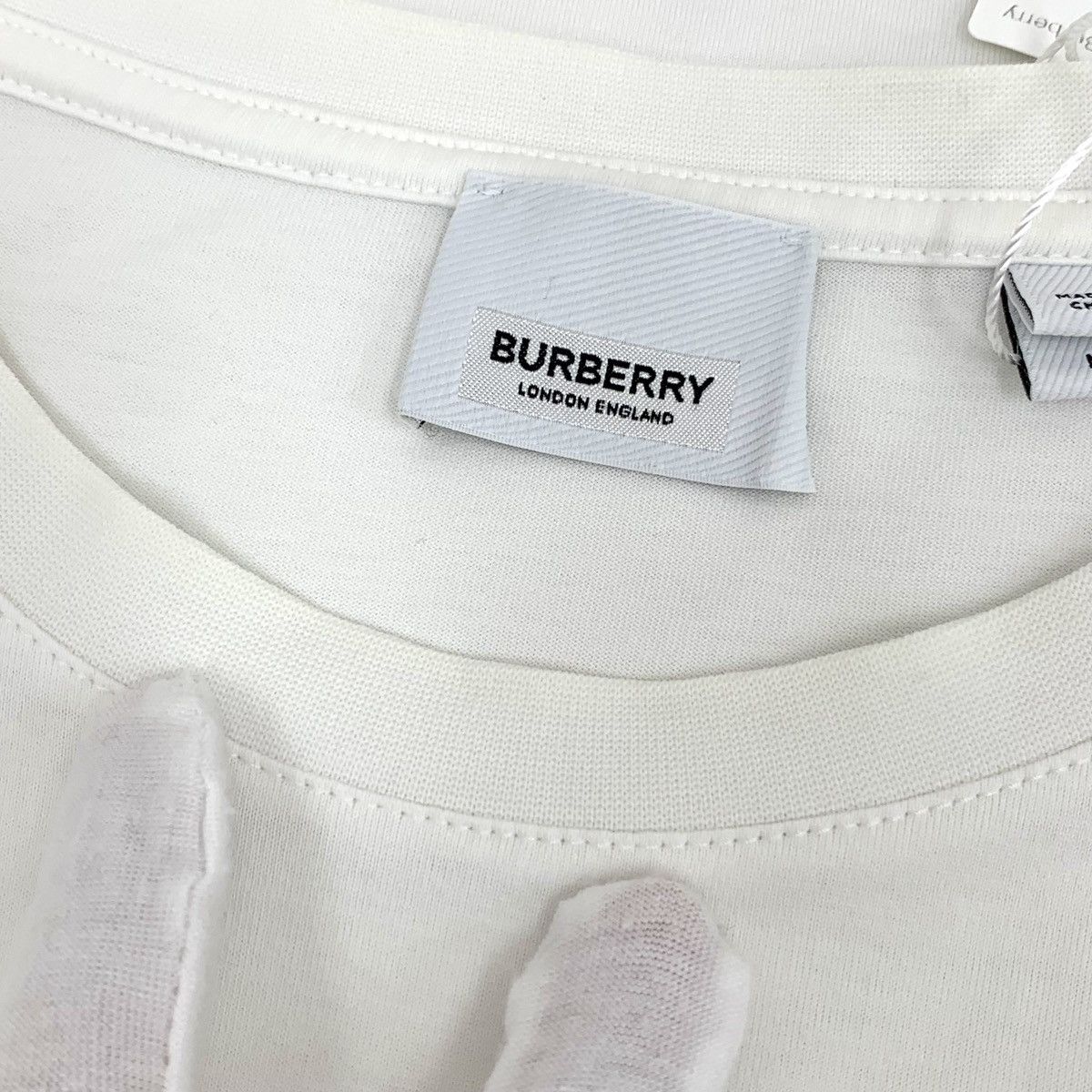 Burberry Burberry Equestrian Knight Patch & Letter T-shirt K26WX Size US M / EU 48-50 / 2 - 8 Thumbnail