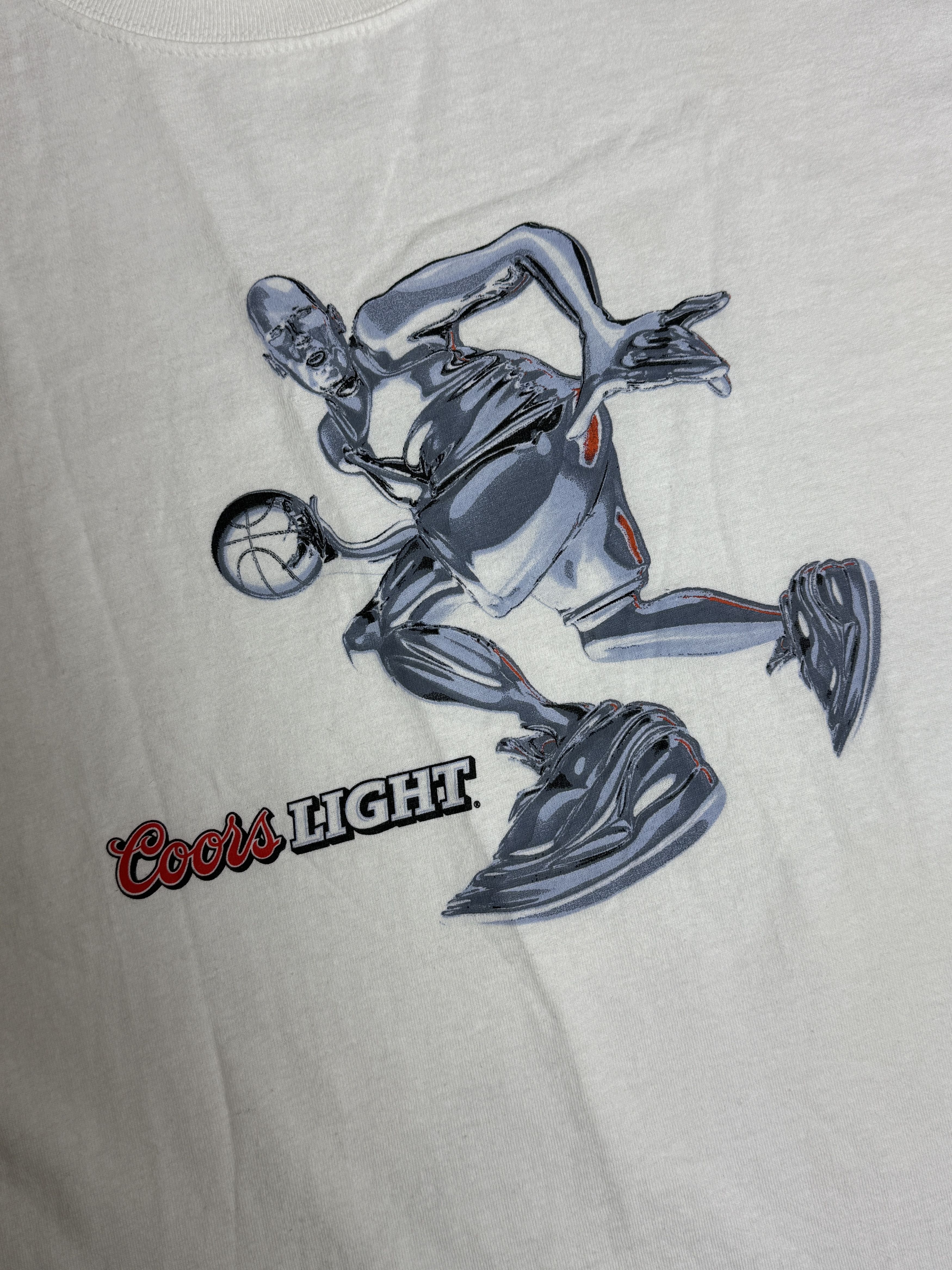 Vintage vintage Coors Light chrome basketball graphic tshirt Size US XL / EU 56 / 4 - 3 Thumbnail