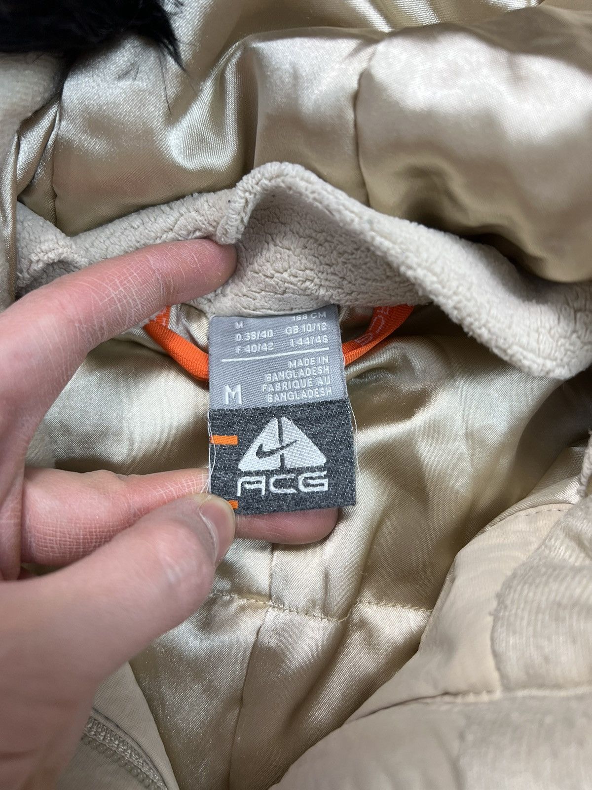 Nike Winter Jacket Nike ACG zipped fur Size M / US 6-8 / IT 42-44 - 4 Thumbnail
