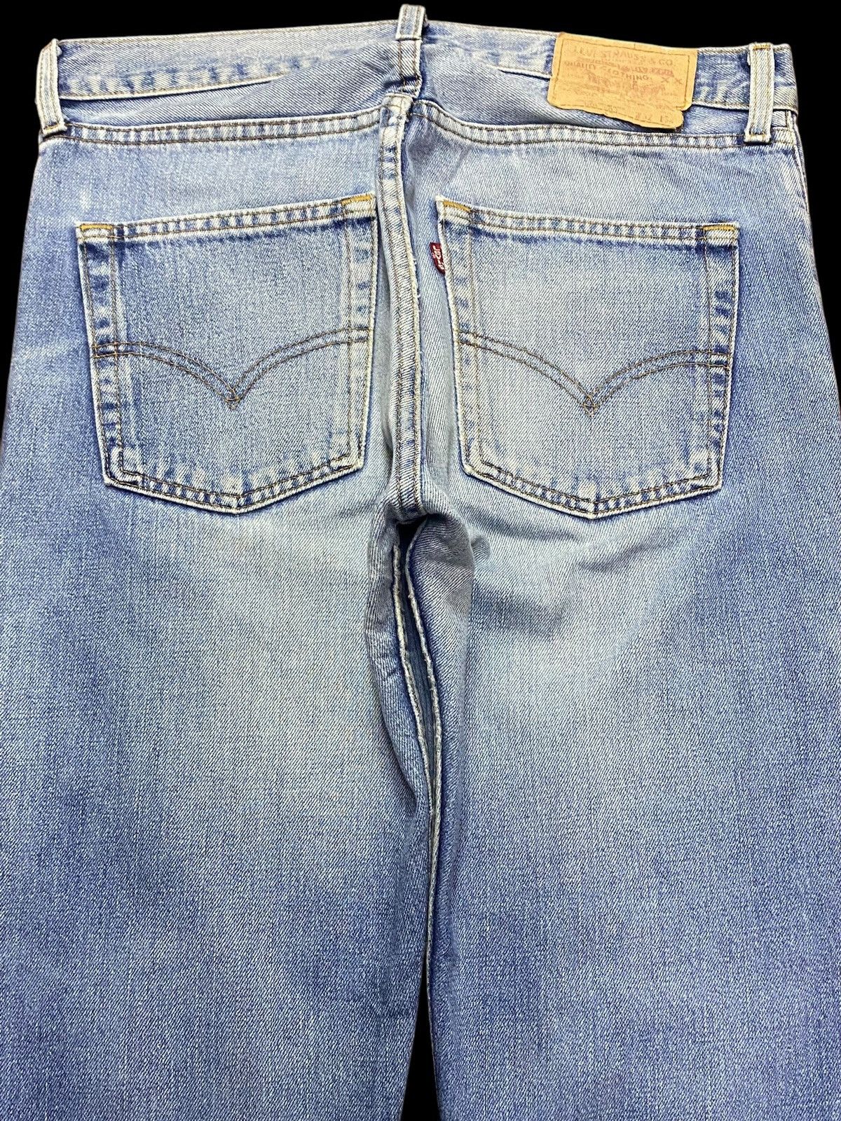 Levi's Vintage Clothing Vintage Levis 505 Y2K Faded Wash Distressed Style Loose Jean Size US 33 - 4 Thumbnail