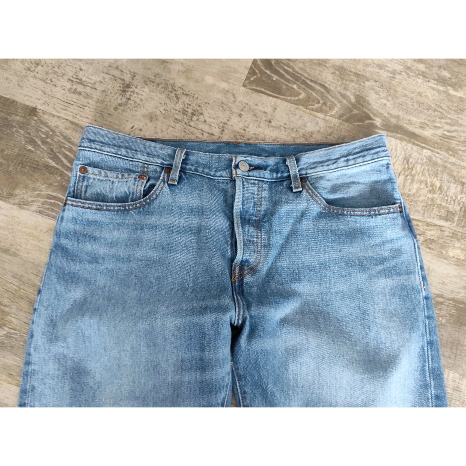 Levi's VINTAGE Levi's 501 CT Jeans Women 35x28 Button Fly Distressed Blue Jeans Regular Fit 5-Pocket Denim Spirit: Biker Grunge Mens Size 24" / US 00 / IT 34 - 4 Thumbnail