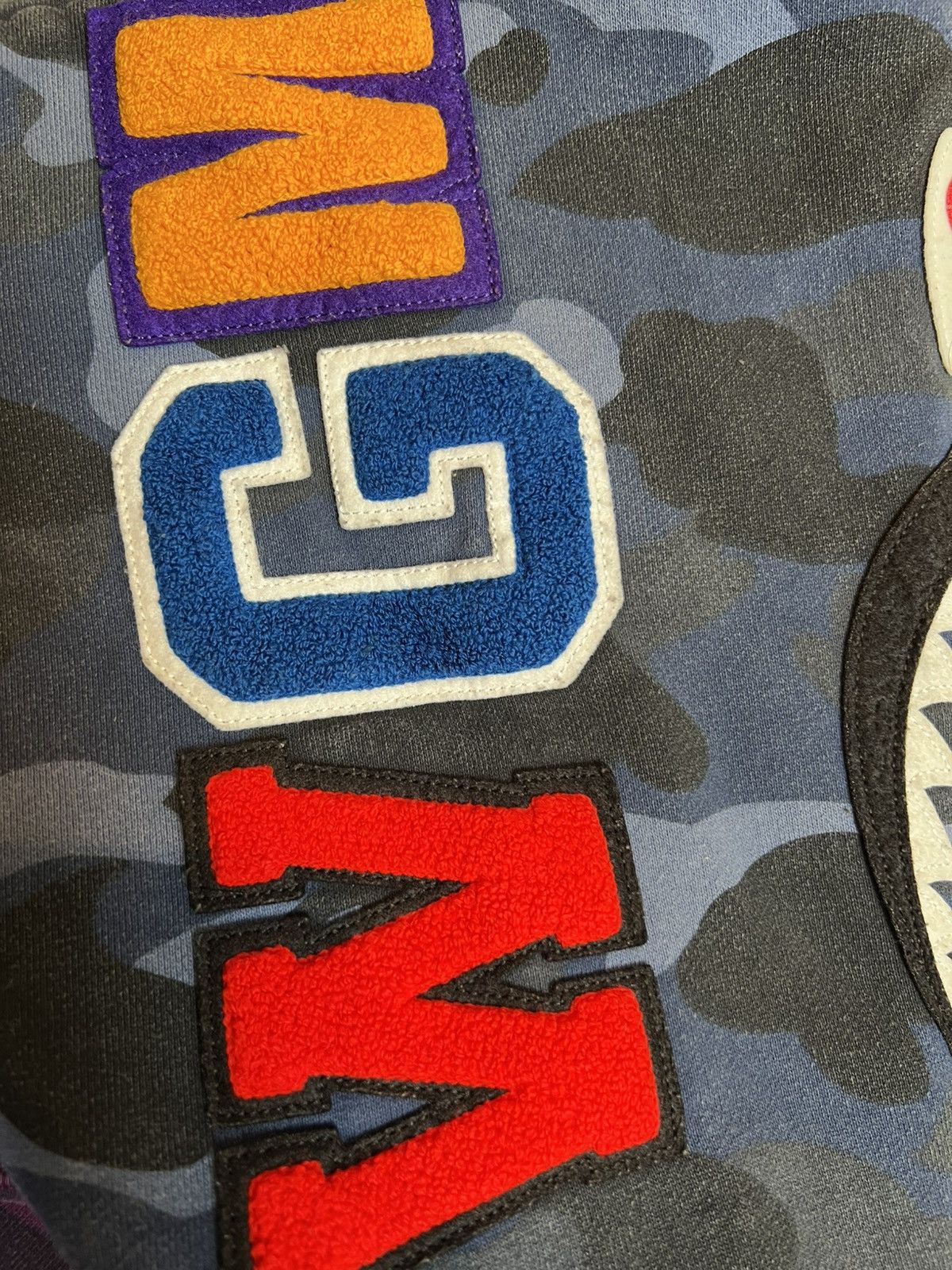 Bape A Bathing Ape Blue/Purple Camo Full Zip Up Shark Hoodie Size US L / EU 52-54 / 3 - 7 Thumbnail