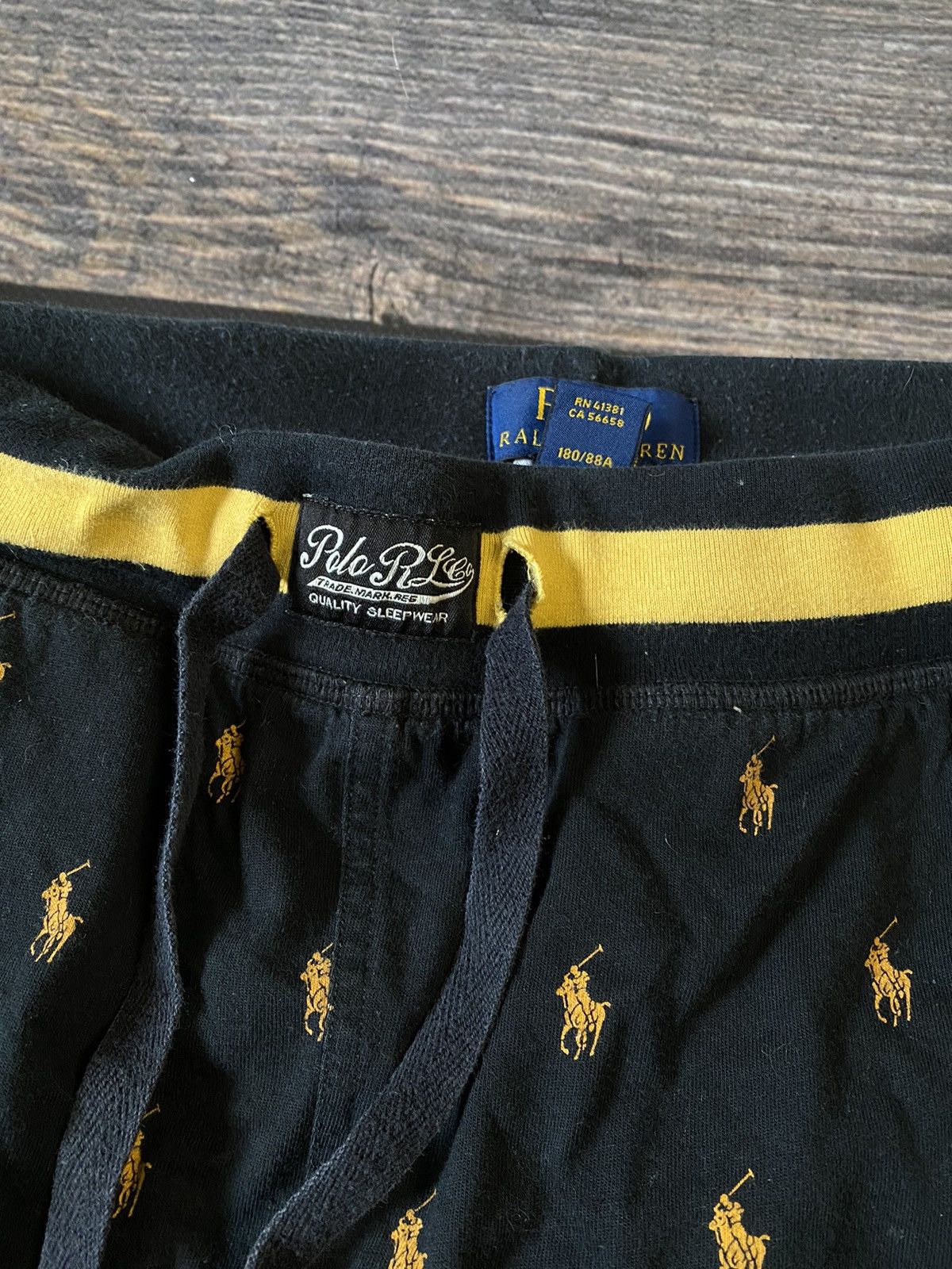 Ralph Lauren Ralph Laurent monogram shorts Size US 33 - 3 Thumbnail