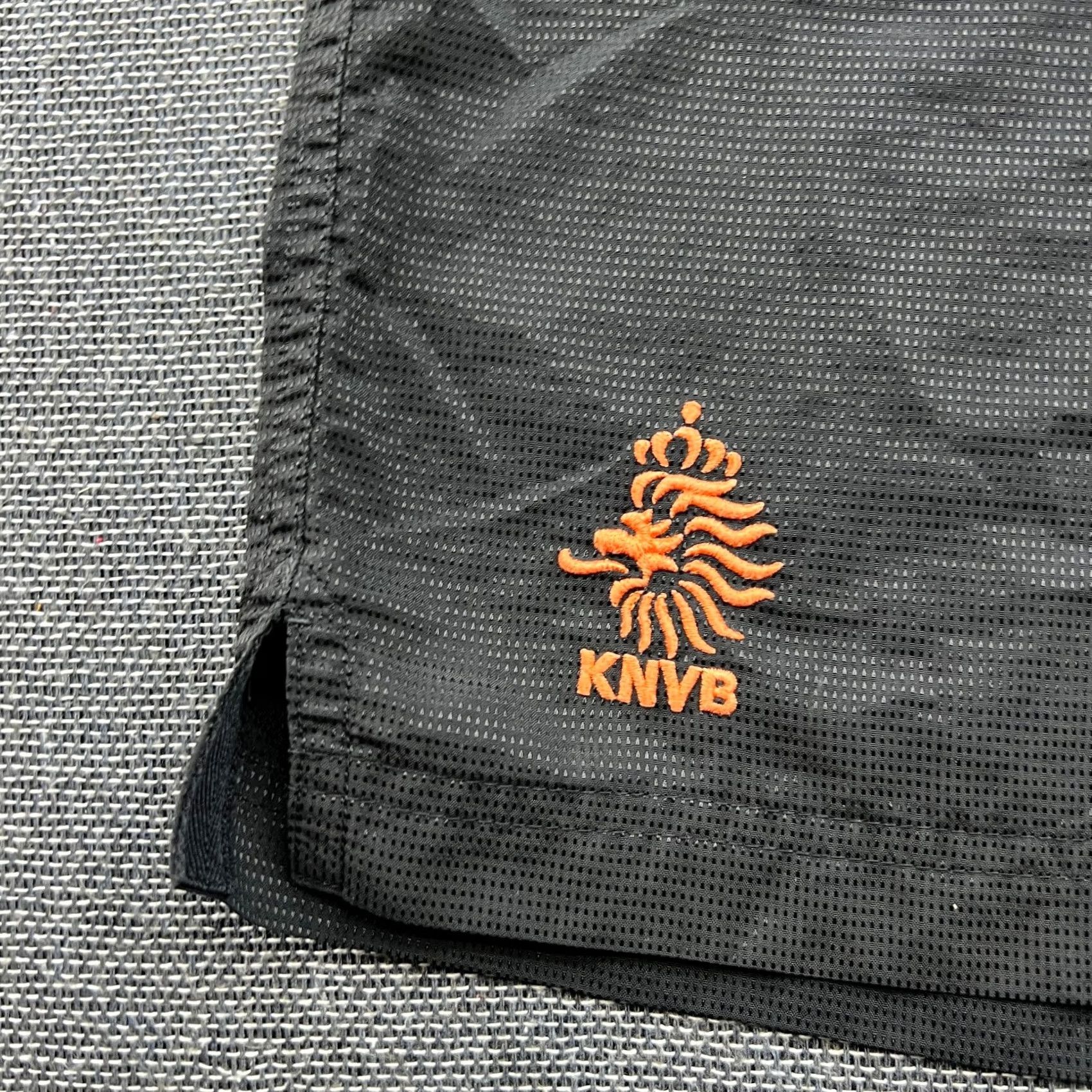 Adidas Nike Black Netherlands 2000 2001 2002 Mens Shorts Medium Home Football adidas Size US 31 - 5 Thumbnail