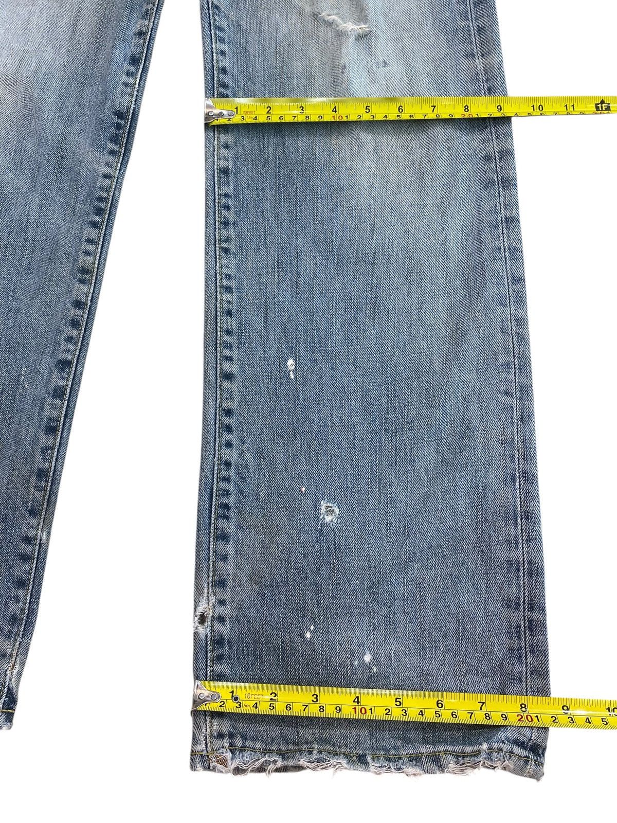 Uniqlo Uniqlo Light Blue Wash Style Loose Jeans Size US 30 / EU 46 - 8 Thumbnail