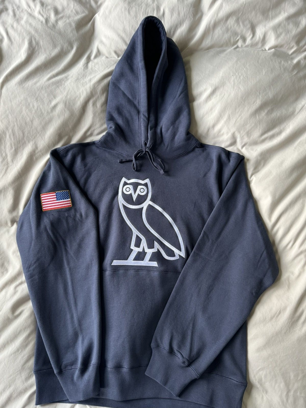 October's Very Own OVO x New York Bond Street - limited Edition Size US M / EU 48-50 / 2 - 1 Thumbnail