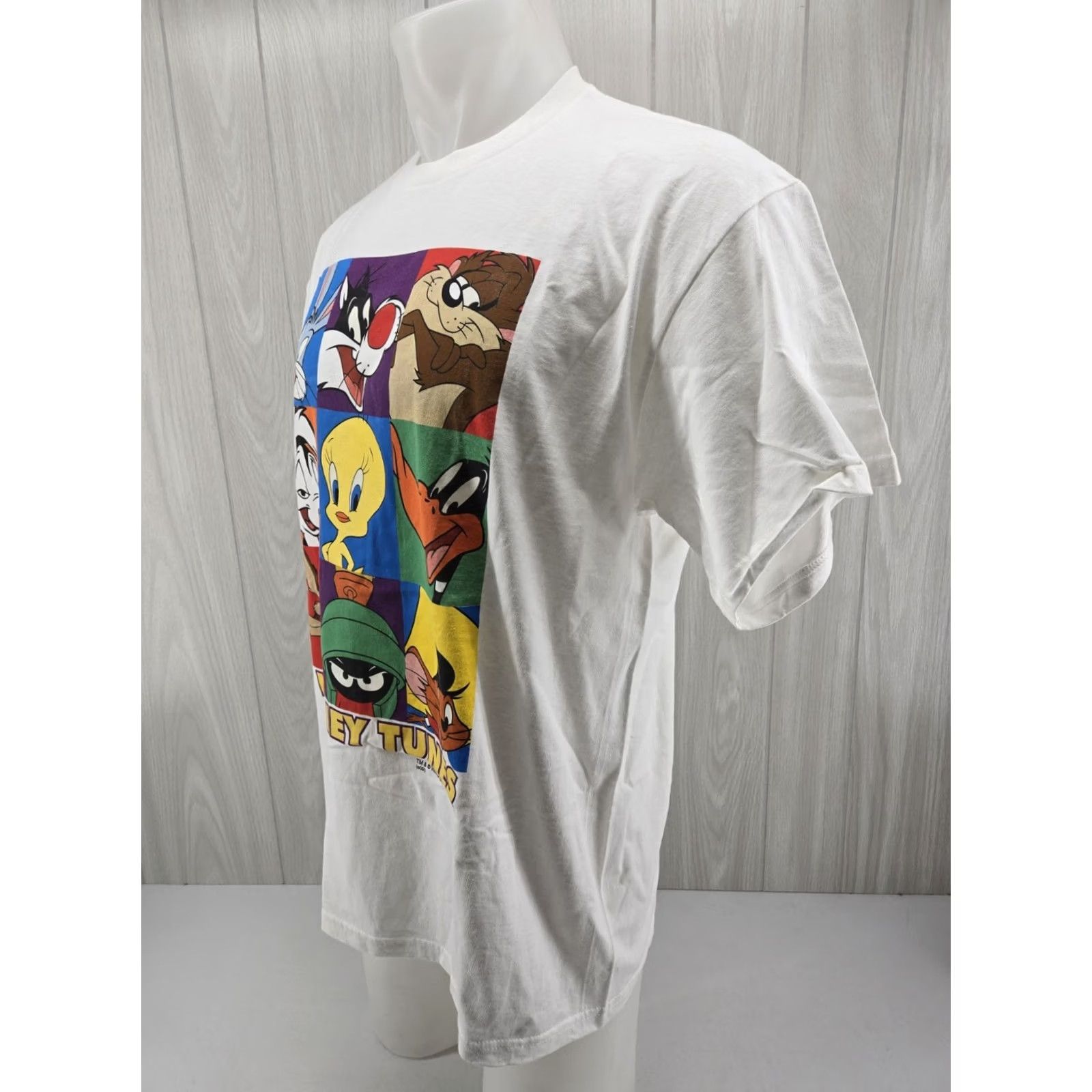 Vintage VINTAGE Looney Tunes Men’s Large T Shirt Graphic Print Cartoon Bugs Bunny Size US L / EU 52-54 / 3 - 4 Thumbnail