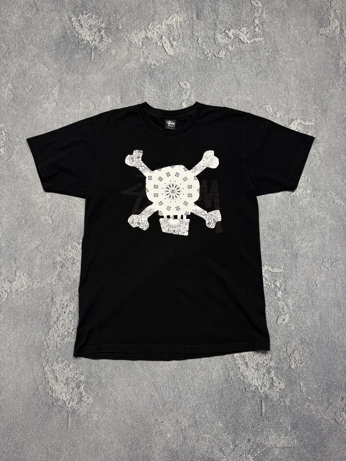 トップス THE BONEZ VINTAGE #7 BANDANA SKULL TEE THE BONEZ VINTAGE #7 BANDANA SKULL TEE