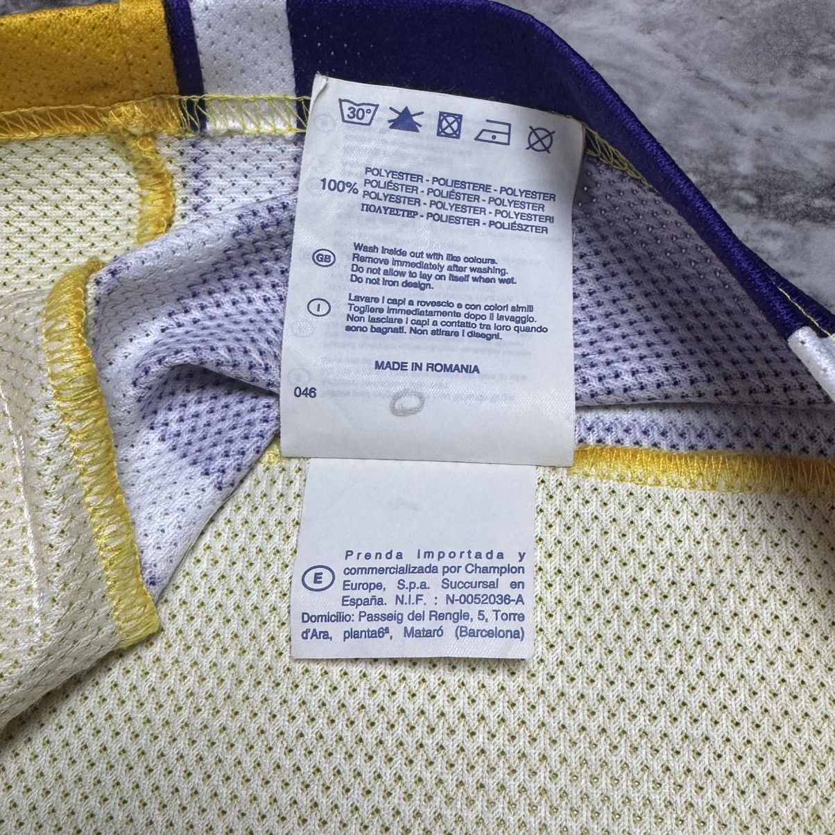 Champion × NBA × Vintage Kobe Bryant #24 Los Angeles Lakers Champion Jersey Size M Size US M / EU 48-50 / 2 - 11 Thumbnail