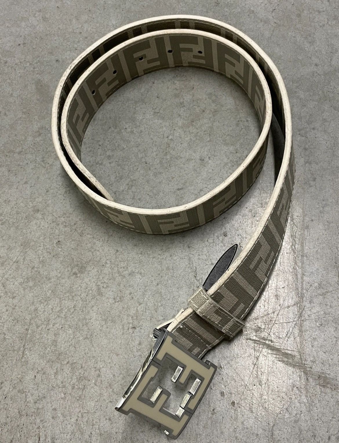 Fendi zucca belt white sale