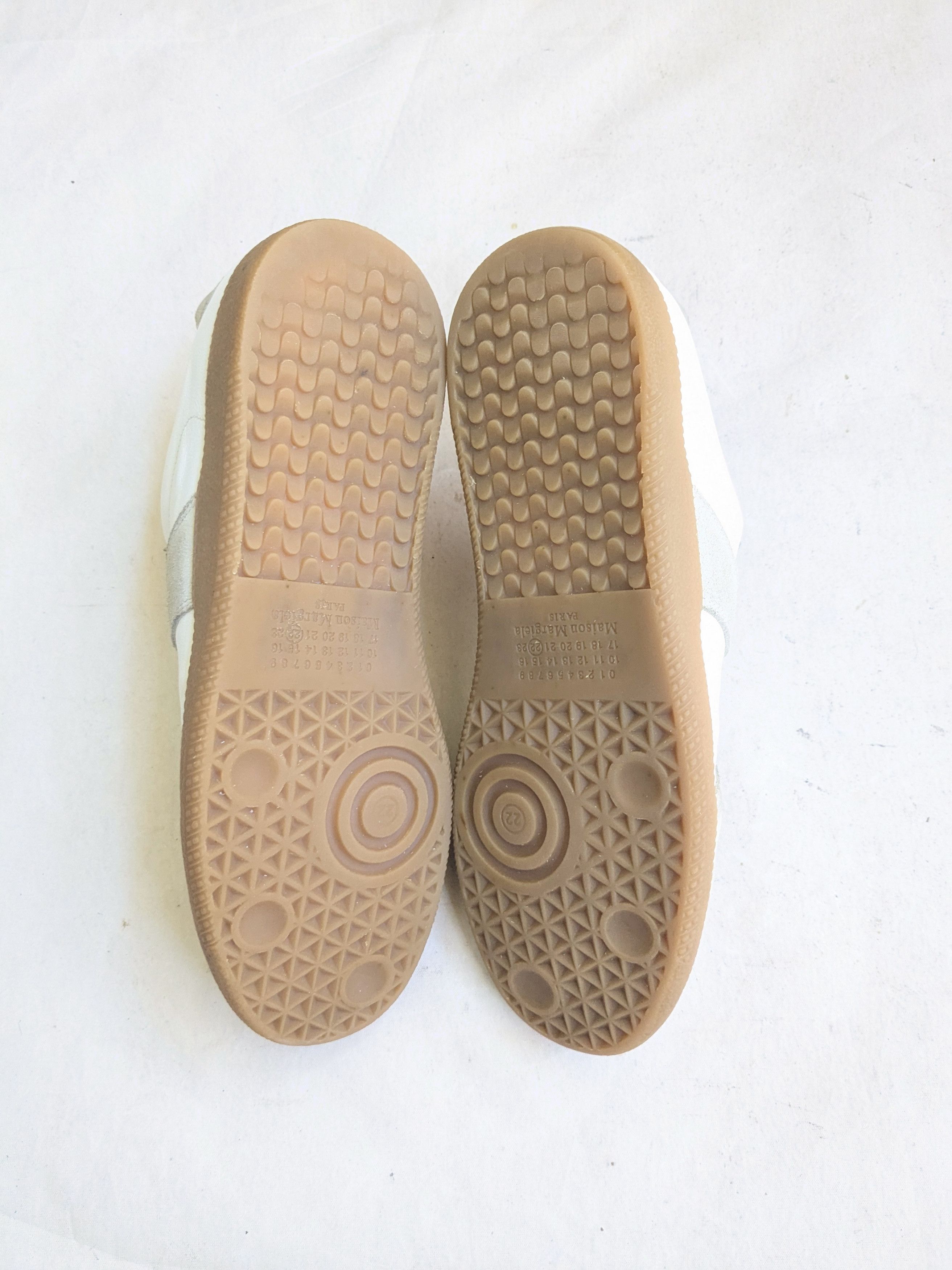 Maison Margiela Maison Margiela GAT Replica White Gray 8 41 Low Tops Size US 8 / EU 41 - 16 Thumbnail