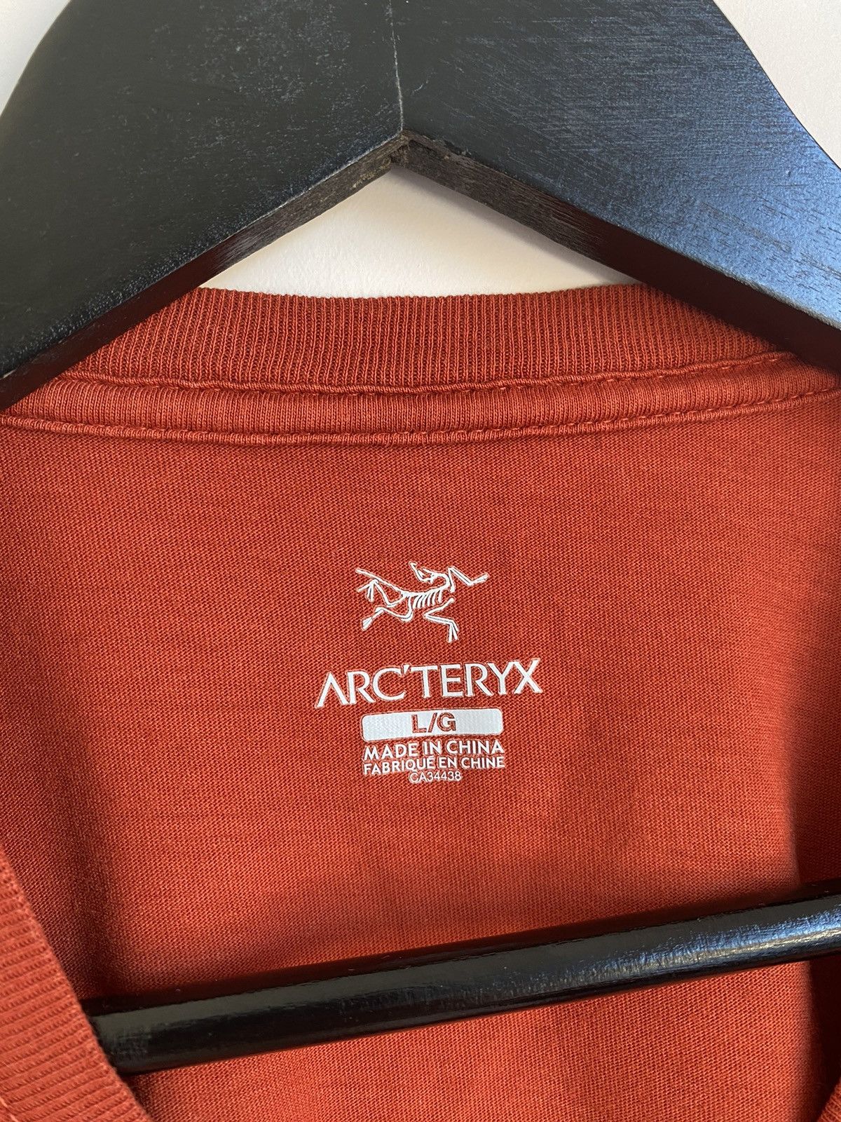 Arc'teryx men's longsleeve arcteryx big logo Size US L / EU 52-54 / 3 - 4 Thumbnail