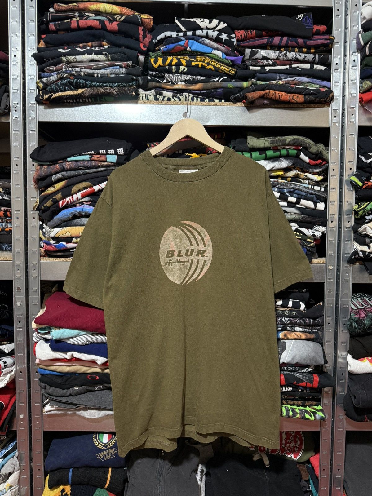 Band Tees × Vintage Vintage 1996 Blur Arabic Logo Rock Band Retro T-Shirt Y2K Size US XL / EU 56 / 4 - 1 Thumbnail