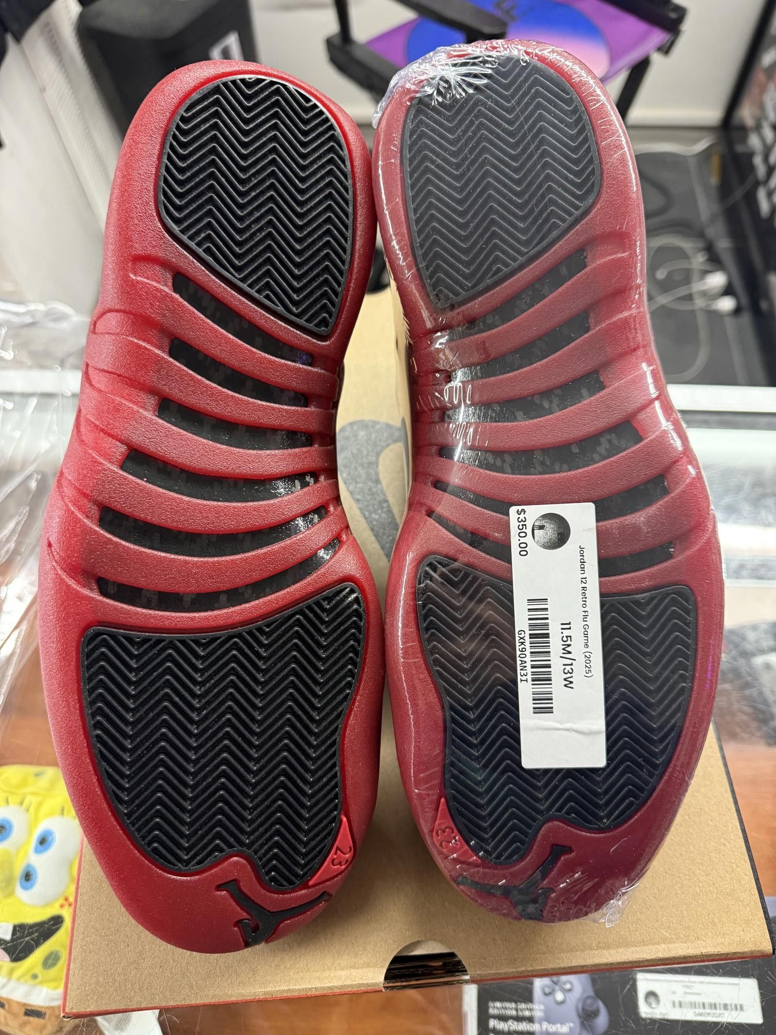 Jordan Brand Air Jordan Retro 12 "Flu Game" 2025 Size 11.5 Size US 11.5 / EU 44-45 - 7 Thumbnail