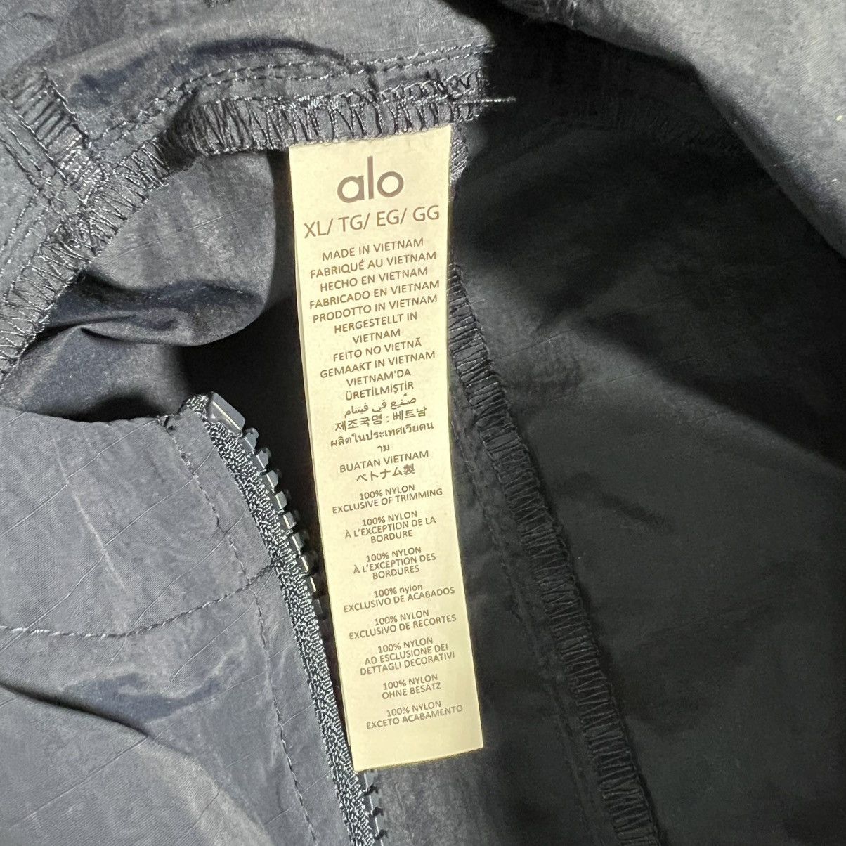 Alo New Alo Vantage Nylon Ripstop Track Jacket Navy Blue Size XL Size US XL / EU 56 / 4 - 5 Thumbnail