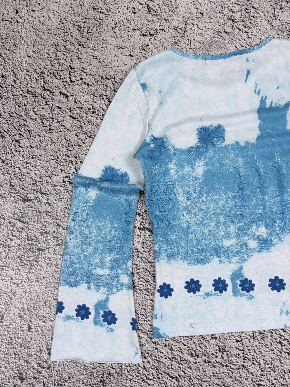 Japanese Brand Vintage Y2K Blue Tie Dye Rhinestone Flare Longsleeve Tee Size M / US 6-8 / IT 42-44 - 7 Thumbnail