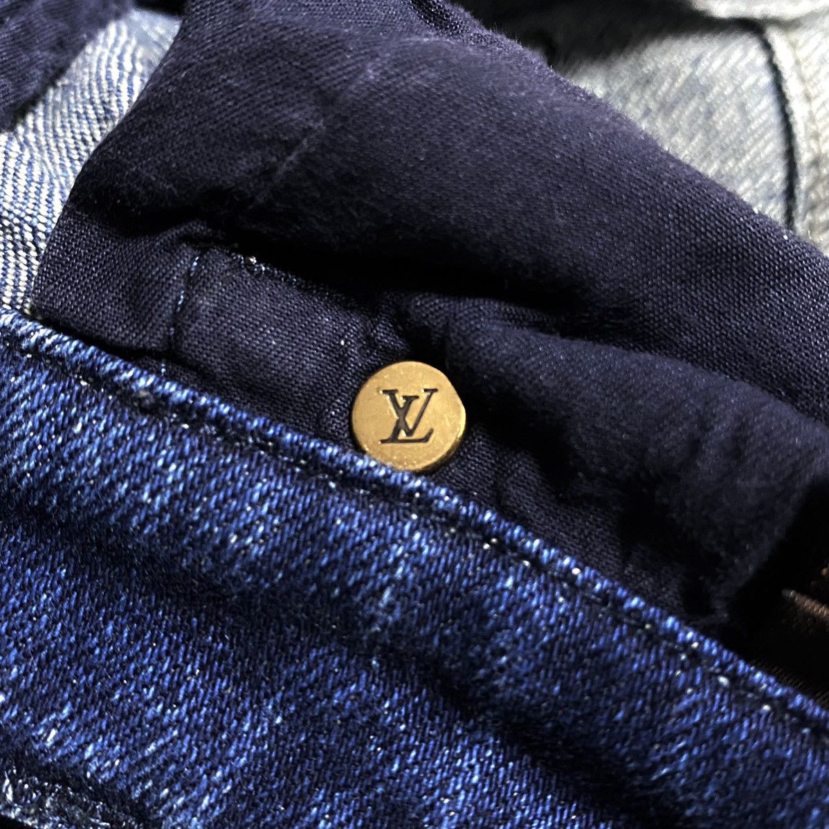 Louis Vuitton Louis Vuitton Inventeur LV Skinny Fit Jeans Denim Women’s Size 26" / US 2 / IT 38 - 18 Thumbnail