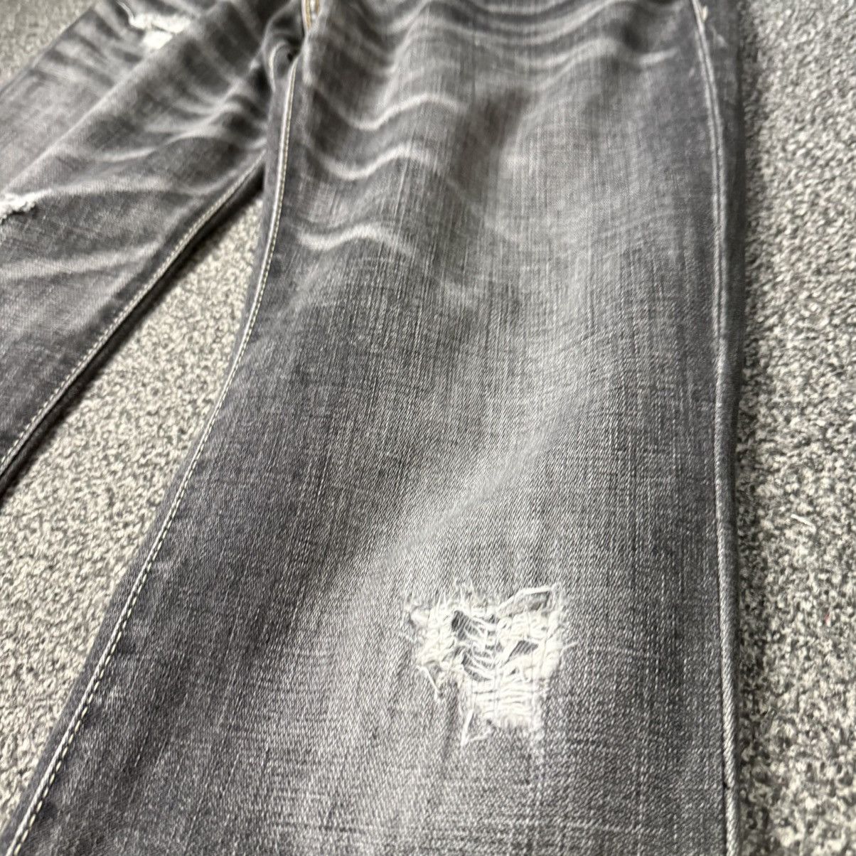 Beauty Beast 🔥 Vintage Flared y2k Levis 708 Black Distressed Denim Size US 30 / EU 46 - 6 Thumbnail