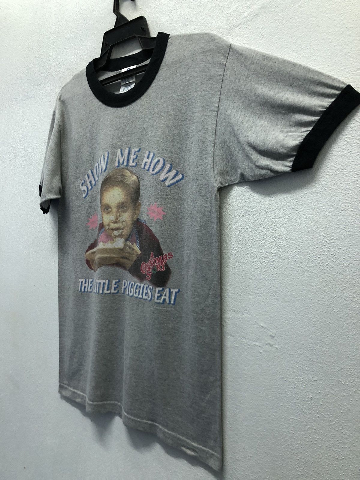 Vintage Vintage Show Me How The Little Piggies Eat T-Shirt Size US M / EU 48-50 / 2 - 6 Thumbnail