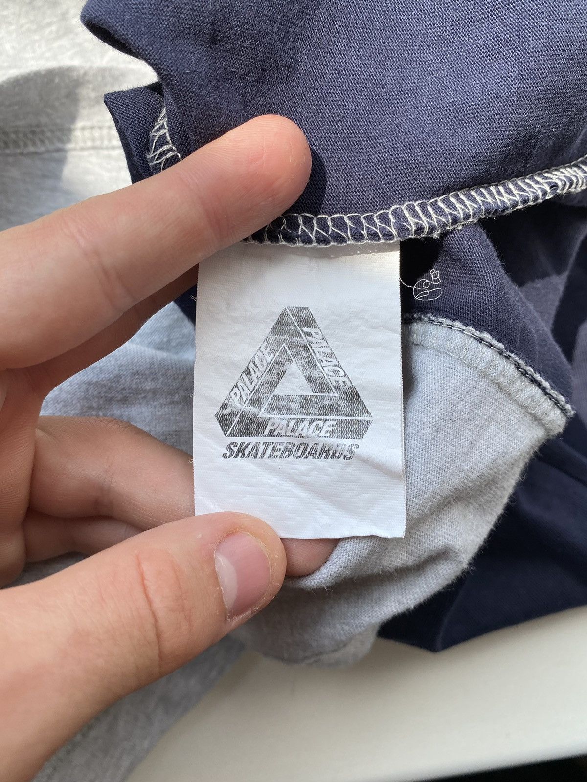 Palace PALACE DUO PANEL T-SHIRT - Sz LGrey White Skateboard Street Size US L / EU 52-54 / 3 - 6 Thumbnail