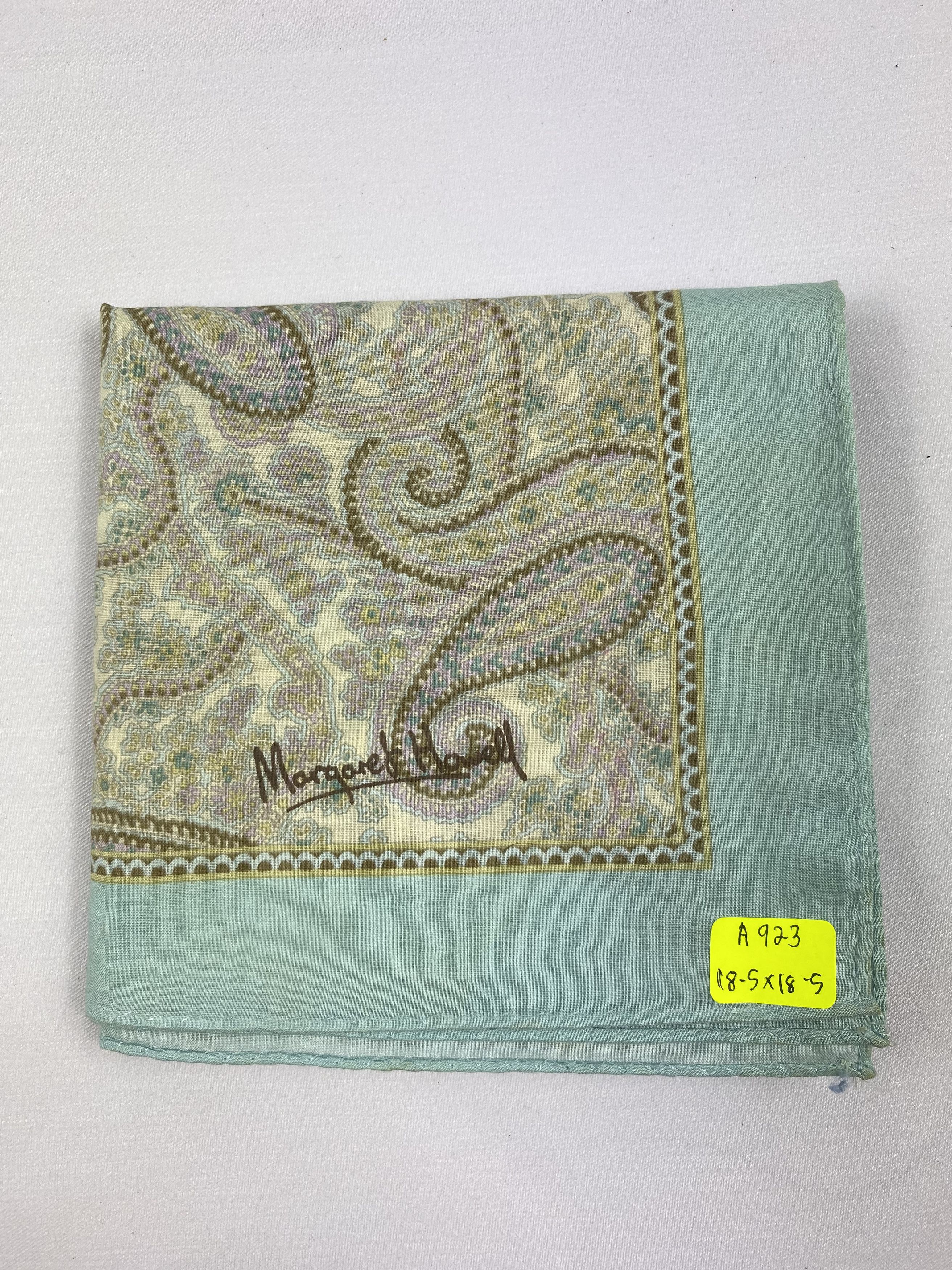Margaret Howell Margaret Howell Handkerchief / Bandana / Neckerchief Size ONE SIZE - 7 Thumbnail