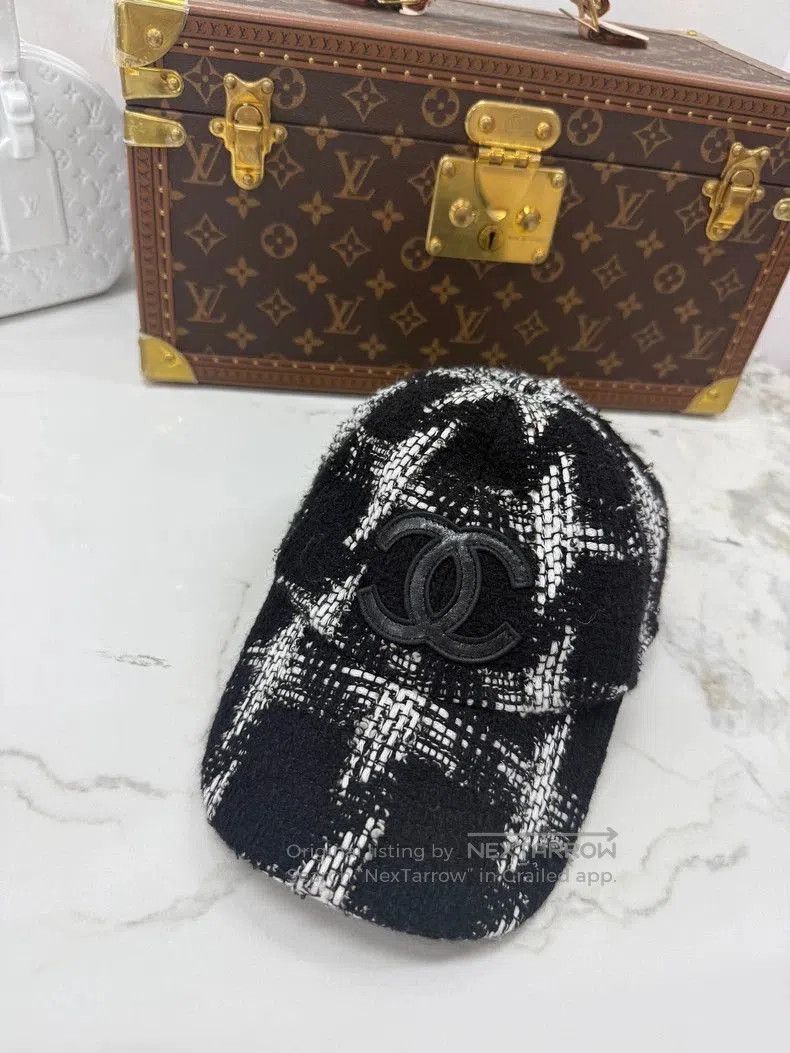 Chanel Chanel Tweed Logo Baseball Cap. Size ONE SIZE - 2 Thumbnail