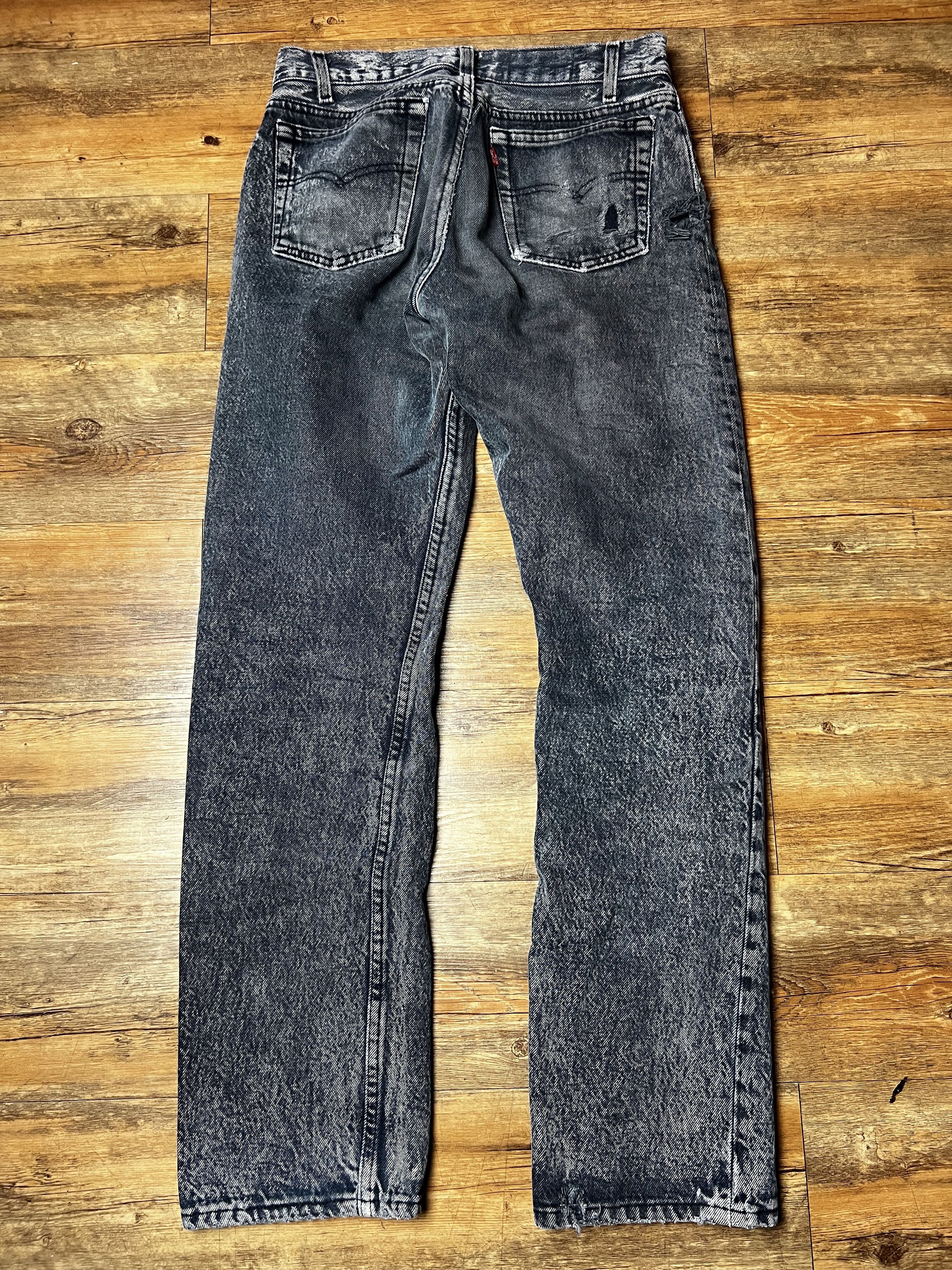 Levi's Vintage Clothing Vintage Levi's Straight Leg Button Fly Denim Jeans Size US 29 - 10 Thumbnail