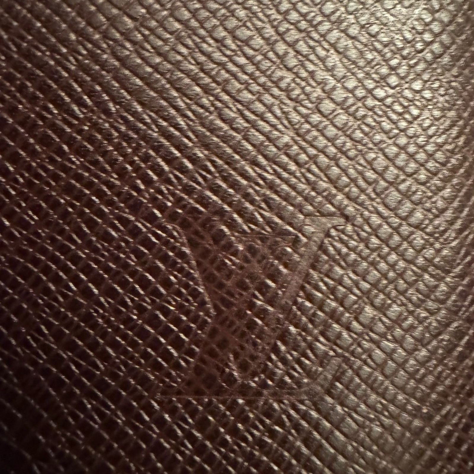 Louis Vuitton Louis Vuitton Taiga plum brown leather portfolio Size ONE SIZE - 2 Thumbnail